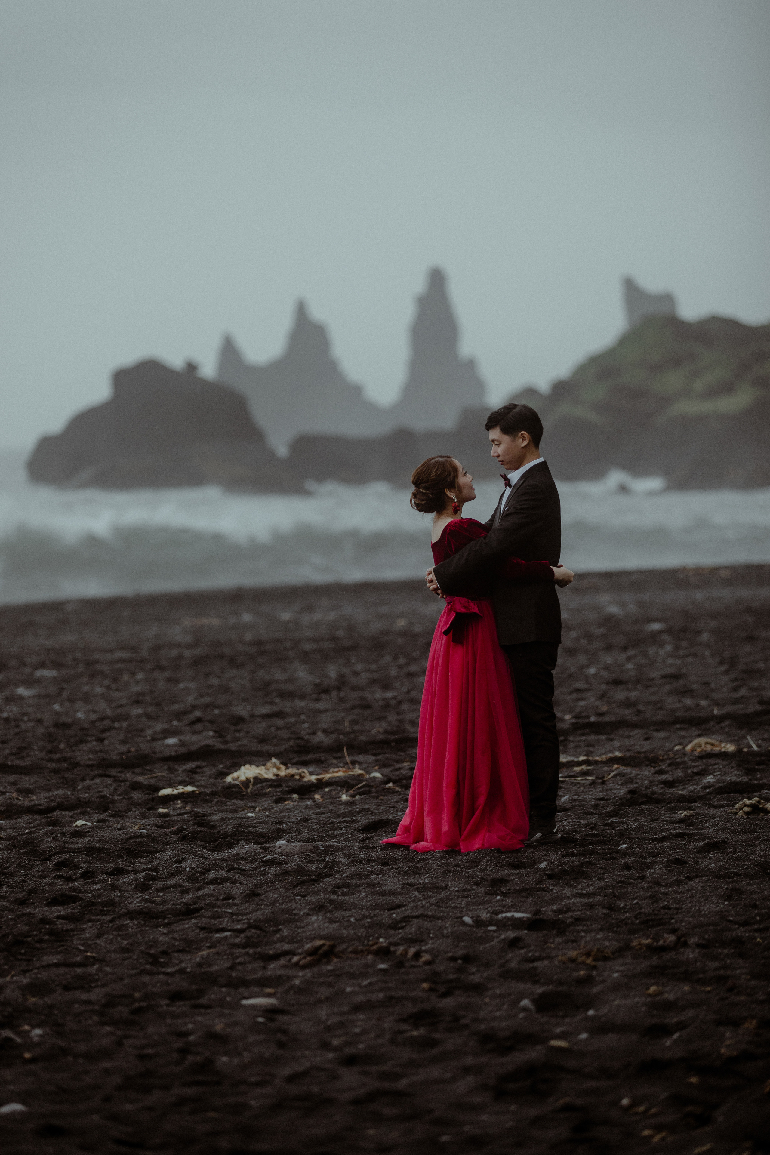 Adventure Ice Cave Elopement in Iceland. Iceland elopement photographer & videographer