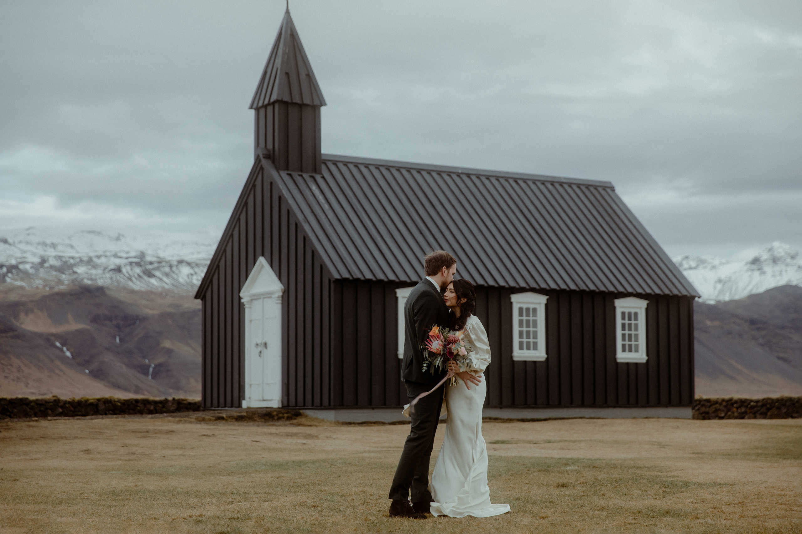 Elopement at Snaefellsnes Iceland | Wedding photos with Icelandic horses. Iceland elopement photographer & videographer