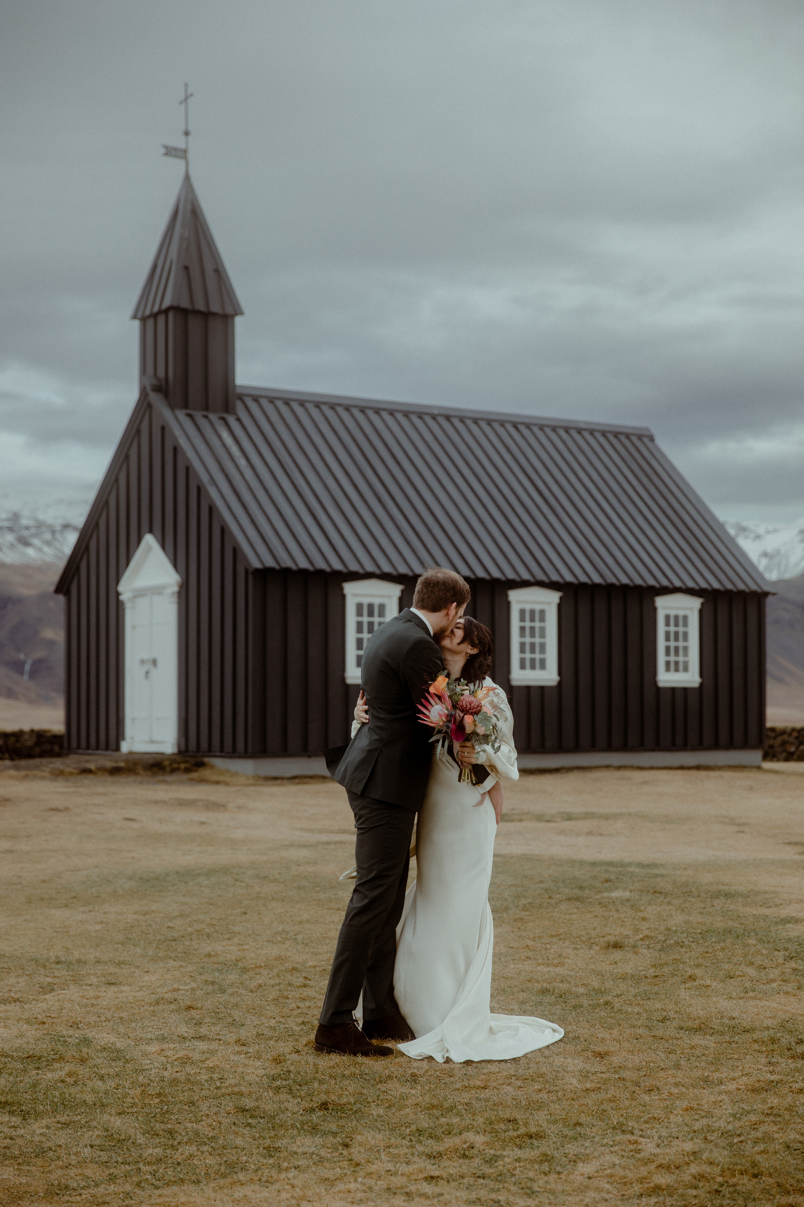 Elopement at Snaefellsnes Iceland | Wedding photos with Icelandic horses. Iceland elopement photographer & videographer