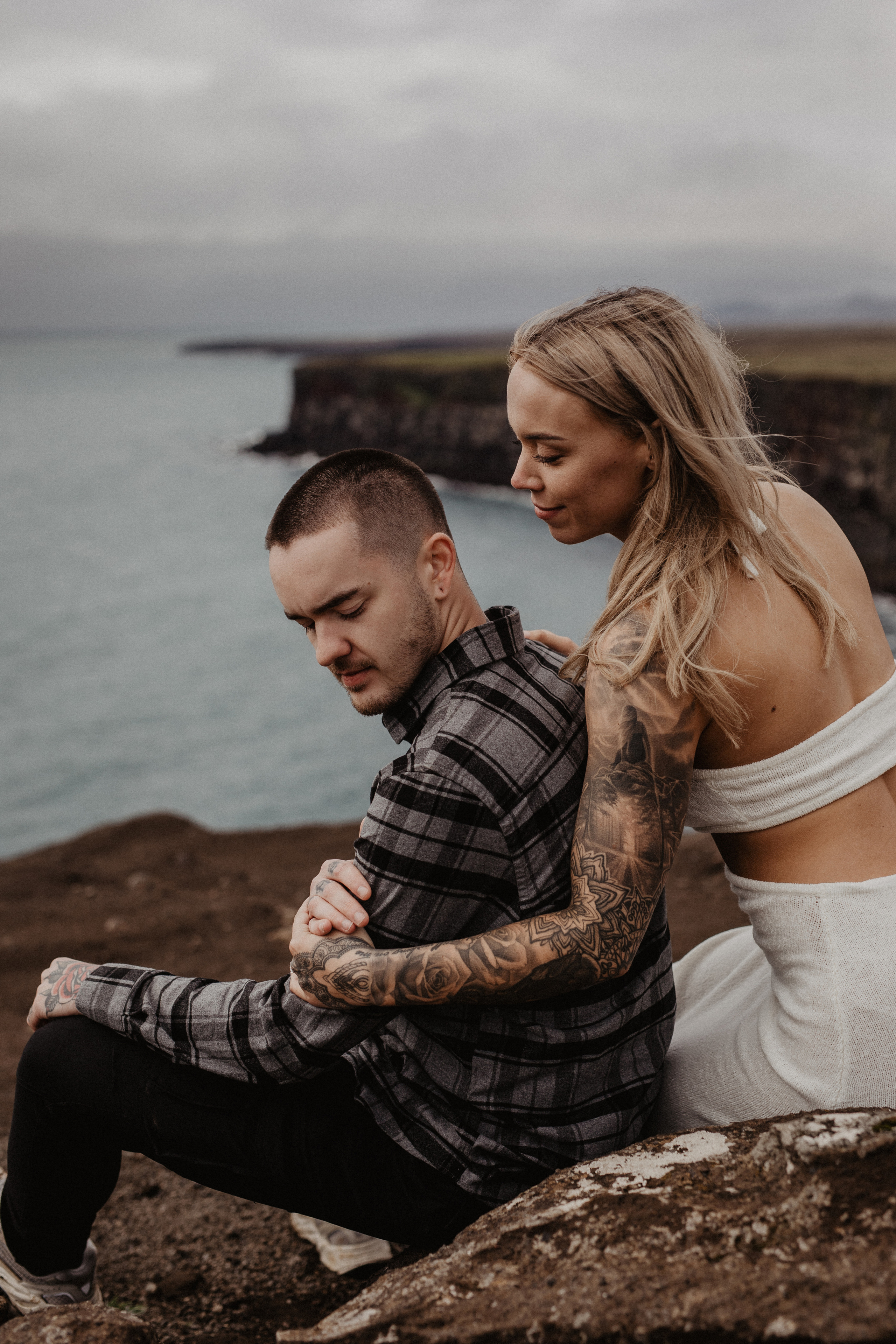 Engagement photoshoot in Iceland | Proposal in Iceland. Iceland elopement photographer & videographer