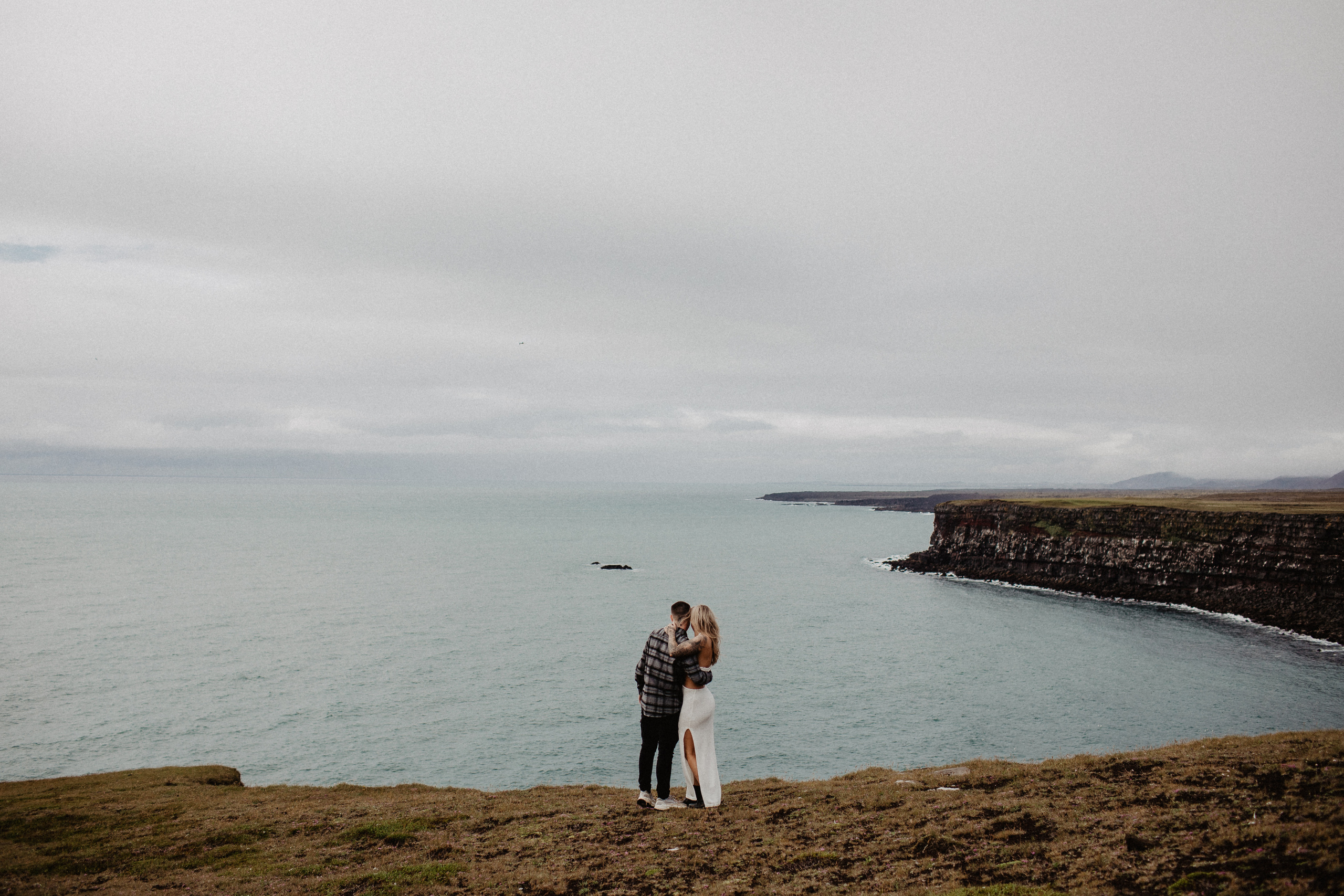 Engagement photoshoot in Iceland | Proposal in Iceland. Iceland elopement photographer & videographer