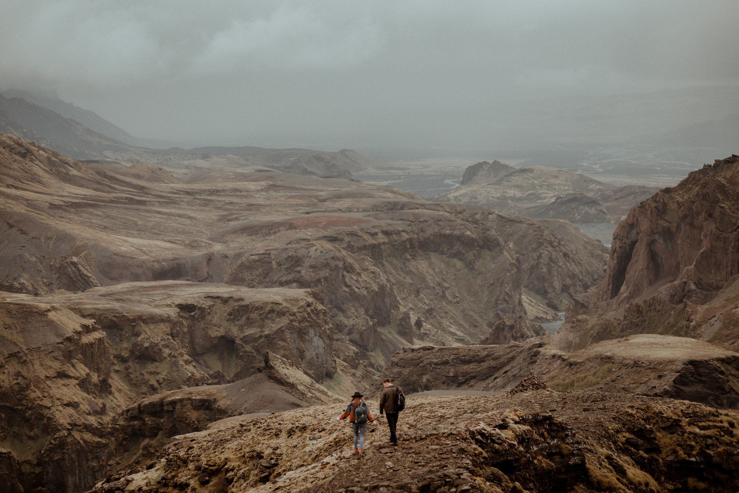 Hiking photoshoot in highlands of Iceland. Iceland elopement photographer & videographer