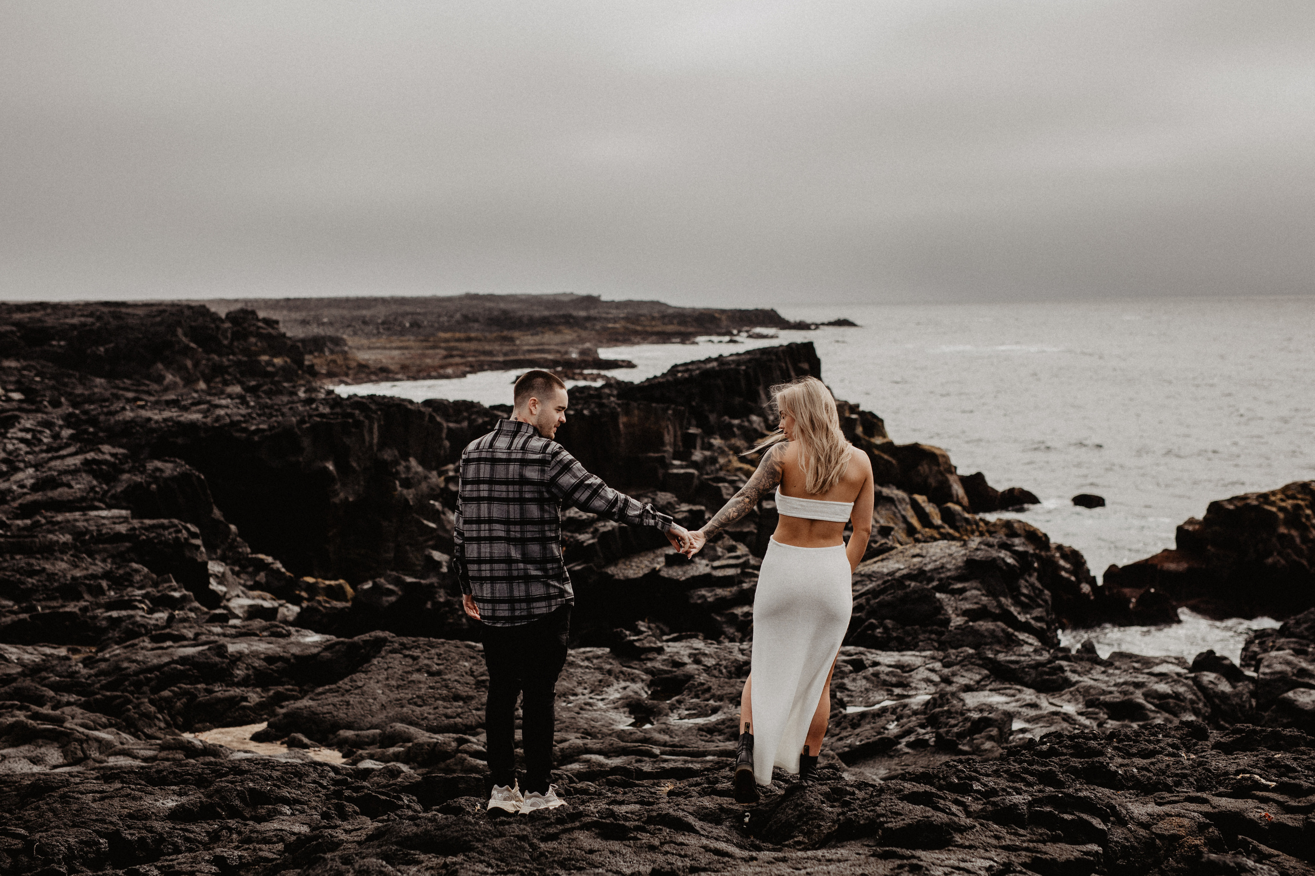 Engagement photoshoot in Iceland | Proposal in Iceland. Iceland elopement photographer & videographer