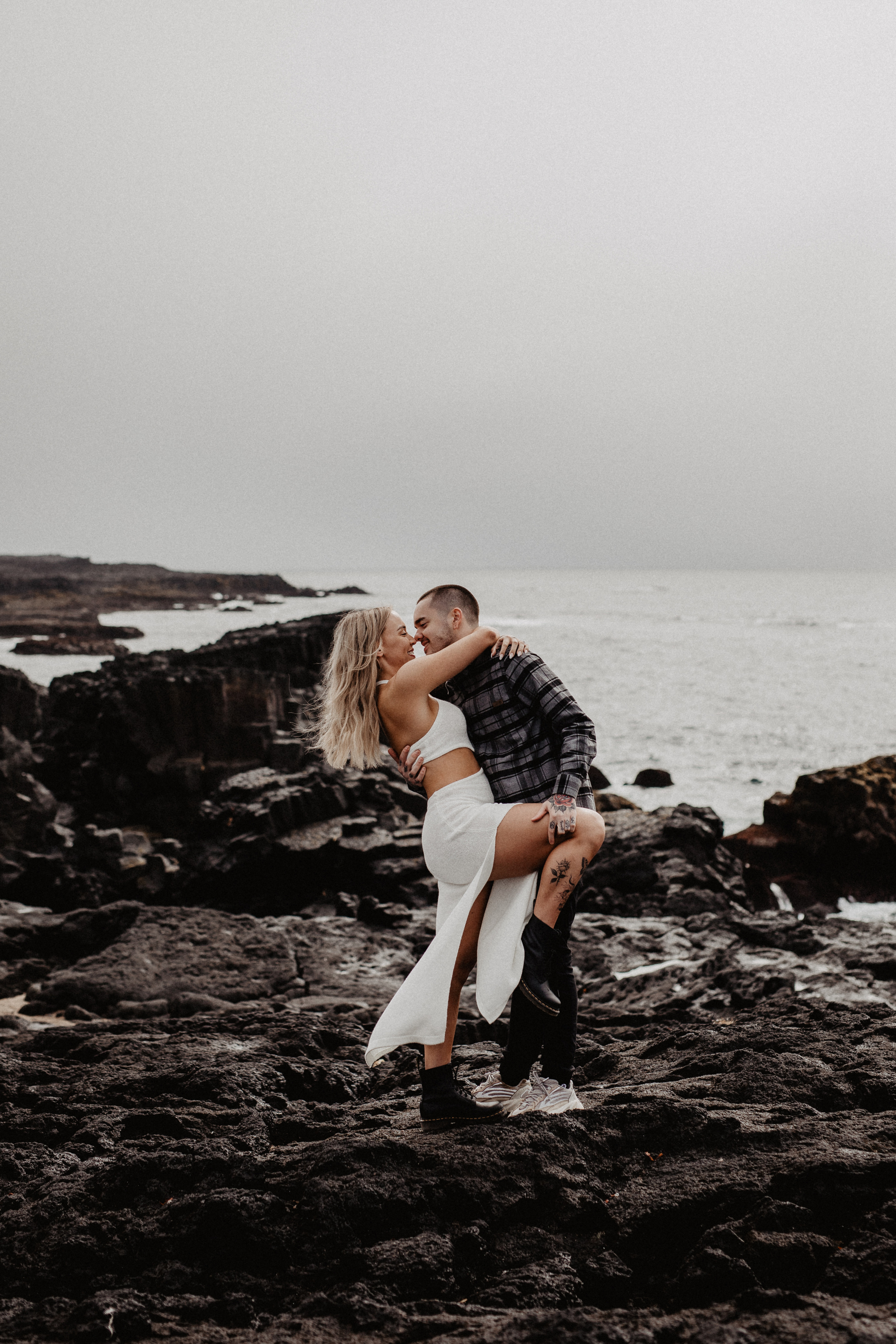 Engagement photoshoot in Iceland | Proposal in Iceland. Iceland elopement photographer & videographer