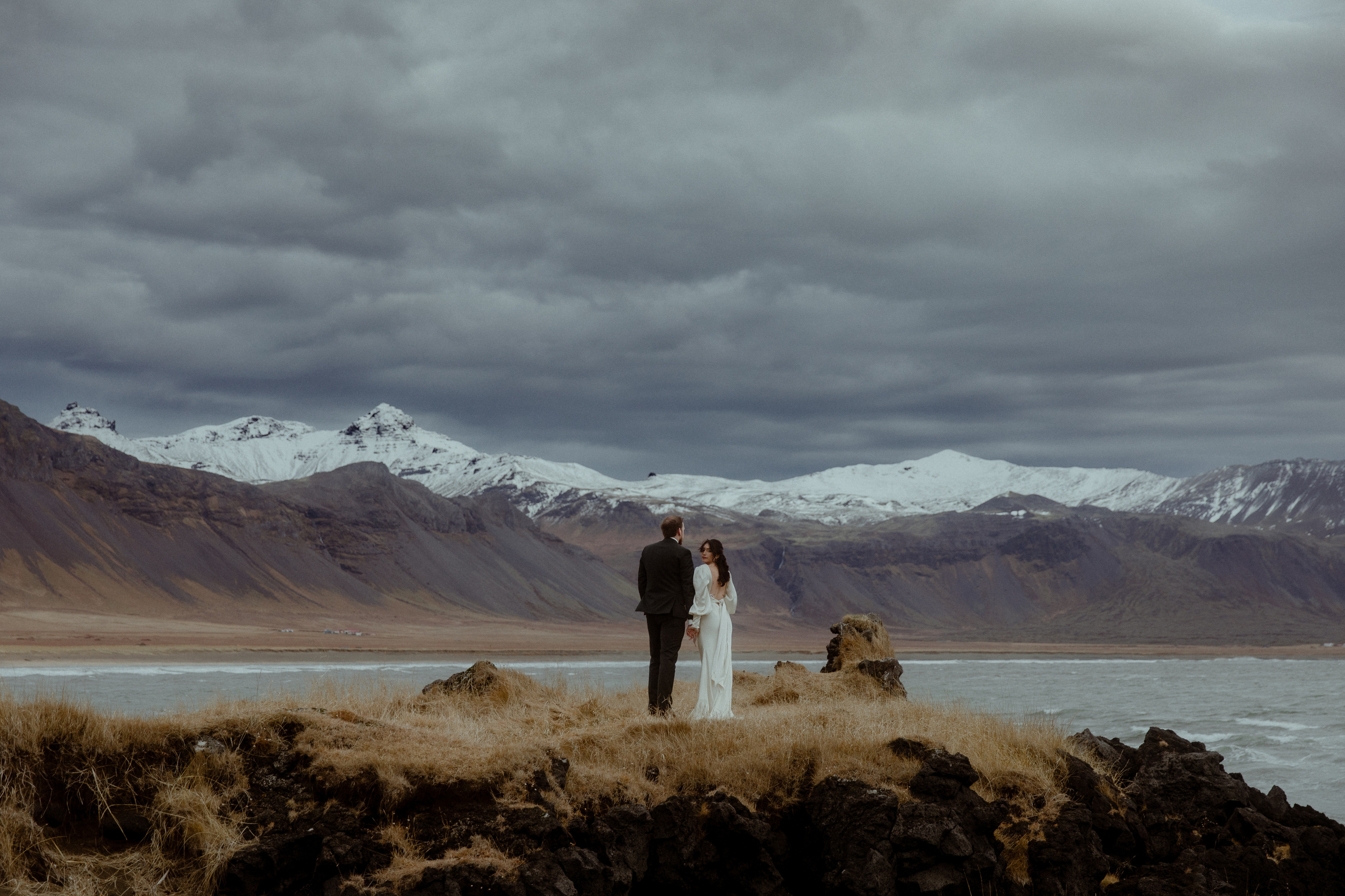 Elopement at Snaefellsnes Iceland | Wedding photos with Icelandic horses. Iceland elopement photographer & videographer