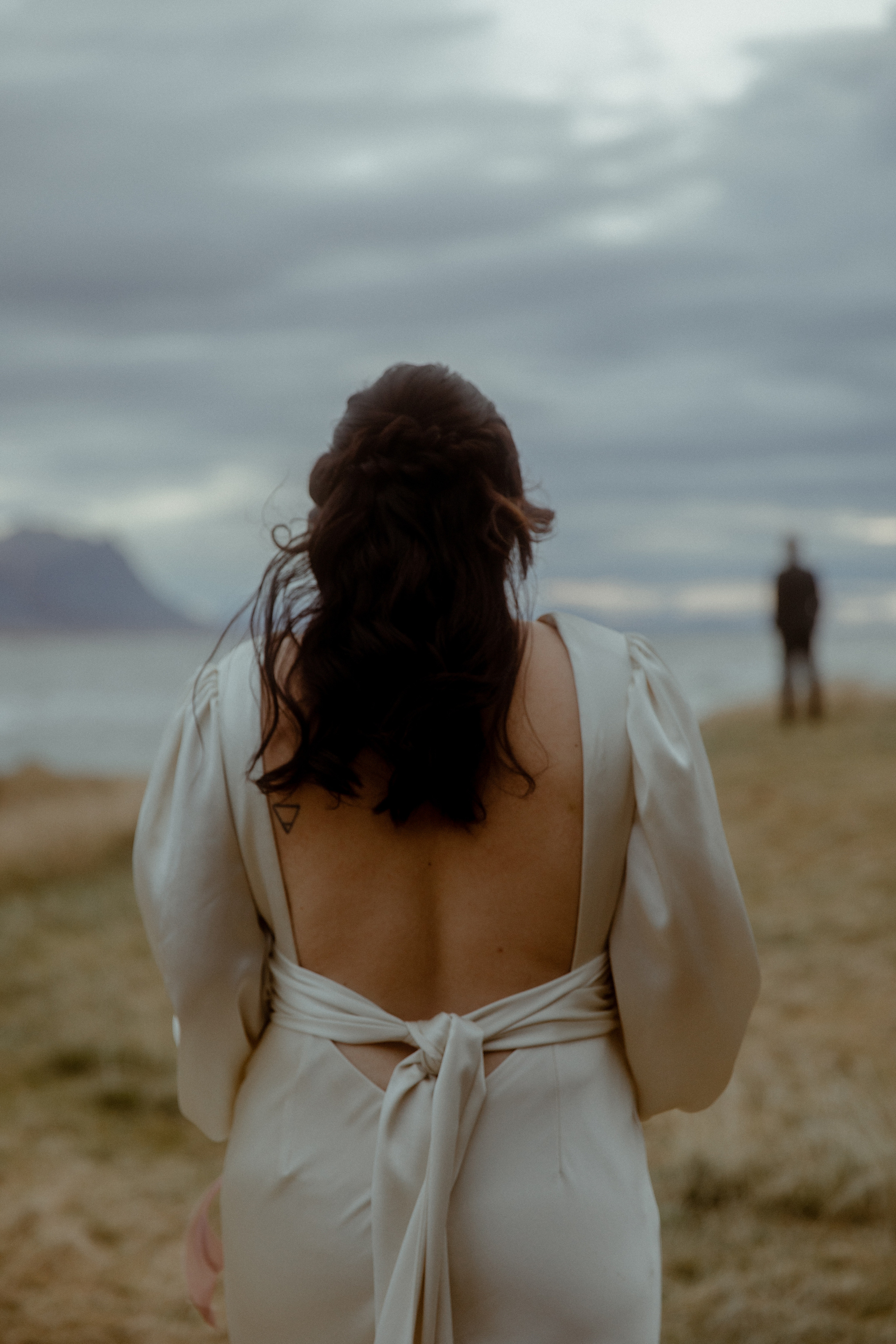 Elopement at Snaefellsnes Iceland | Wedding photos with Icelandic horses. Iceland elopement photographer & videographer