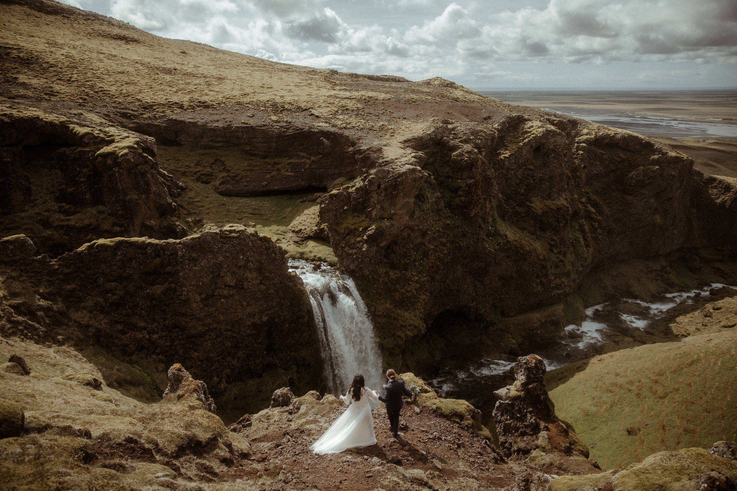 Hiking Iceland Elopement. Iceland elopement photographer & videographer