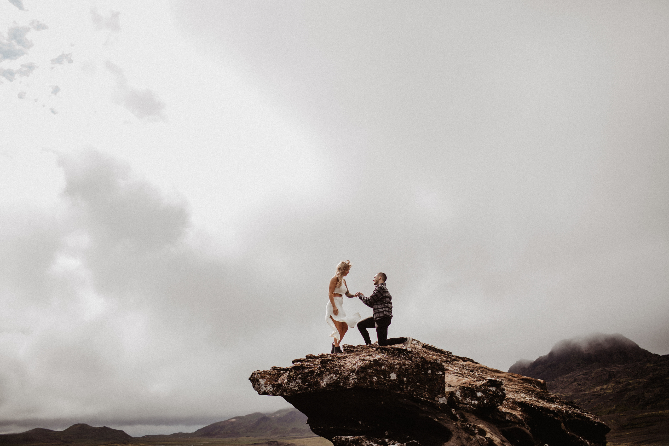 Engagement photoshoot in Iceland | Proposal in Iceland. Iceland elopement photographer & videographer