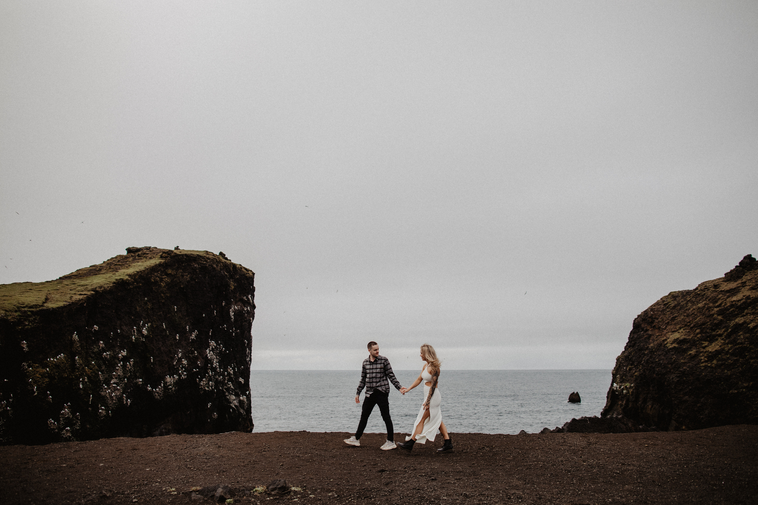 Engagement photoshoot in Iceland | Proposal in Iceland. Iceland elopement photographer & videographer