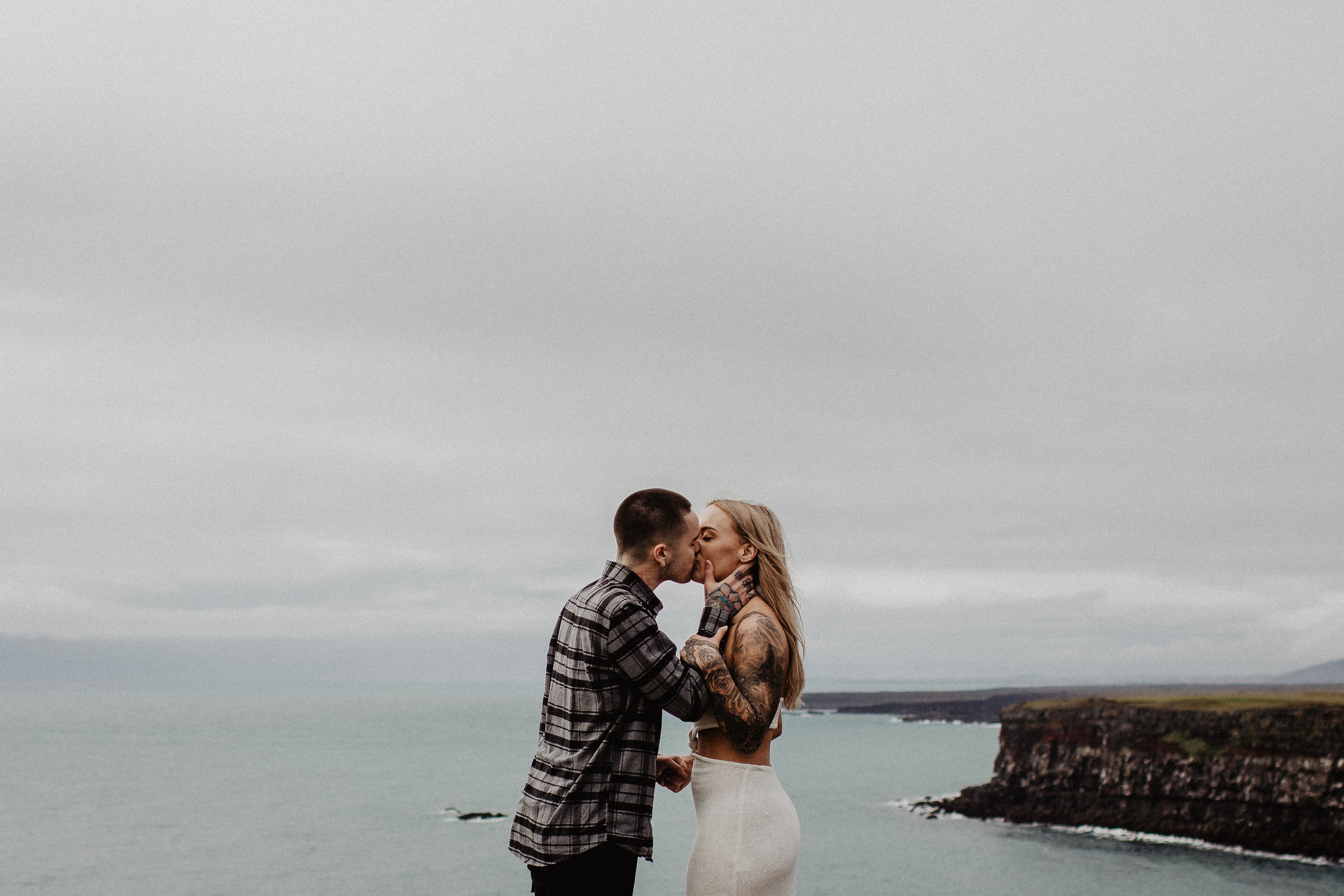Engagement photoshoot in Iceland | Proposal in Iceland. Iceland elopement photographer & videographer