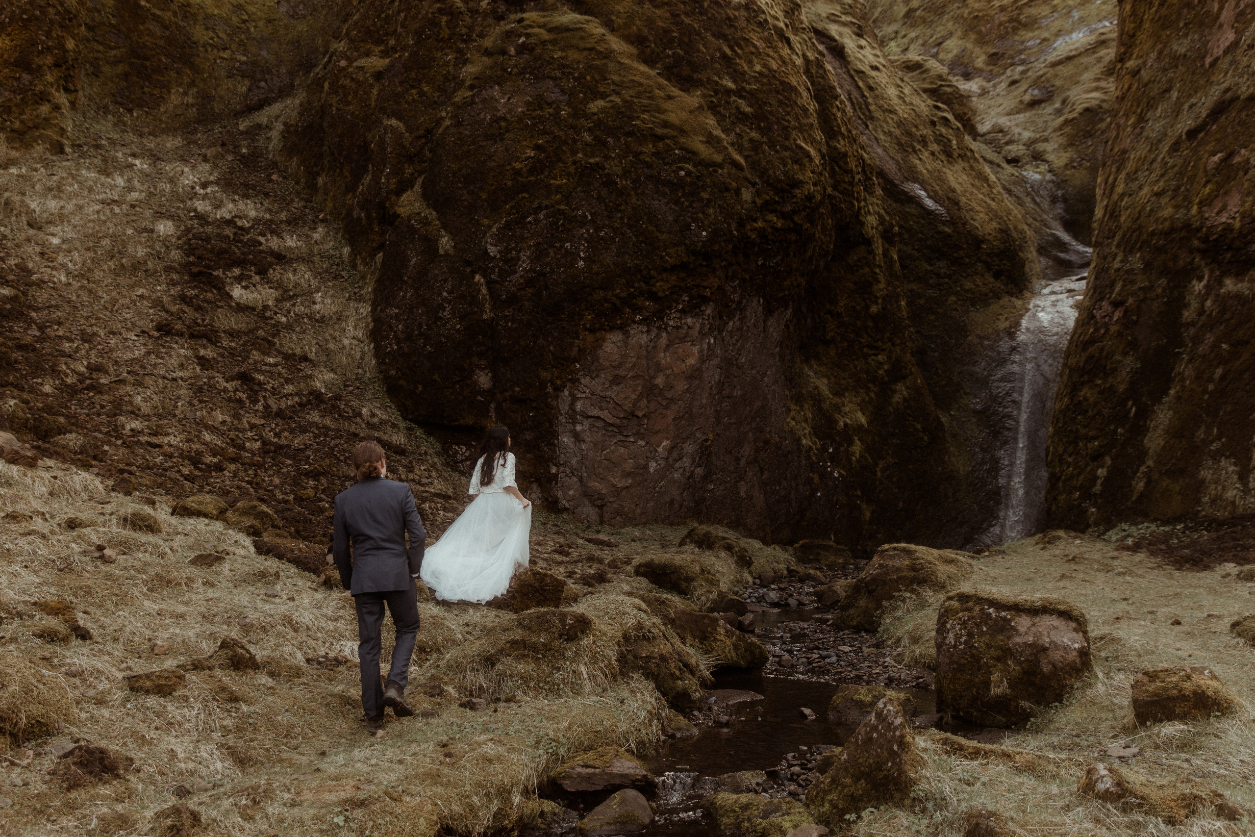 Hiking Iceland Elopement. Iceland elopement photographer & videographer