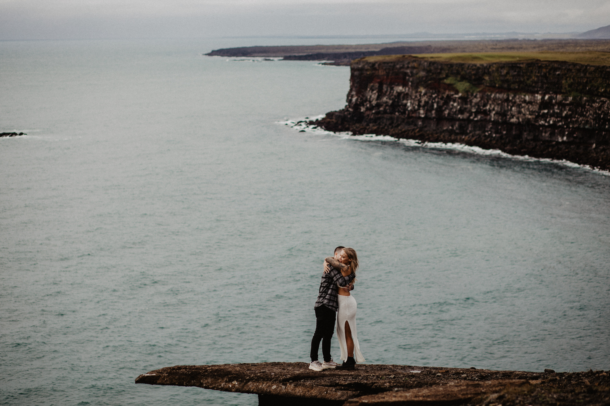 Engagement photoshoot in Iceland | Proposal in Iceland. Iceland elopement photographer & videographer