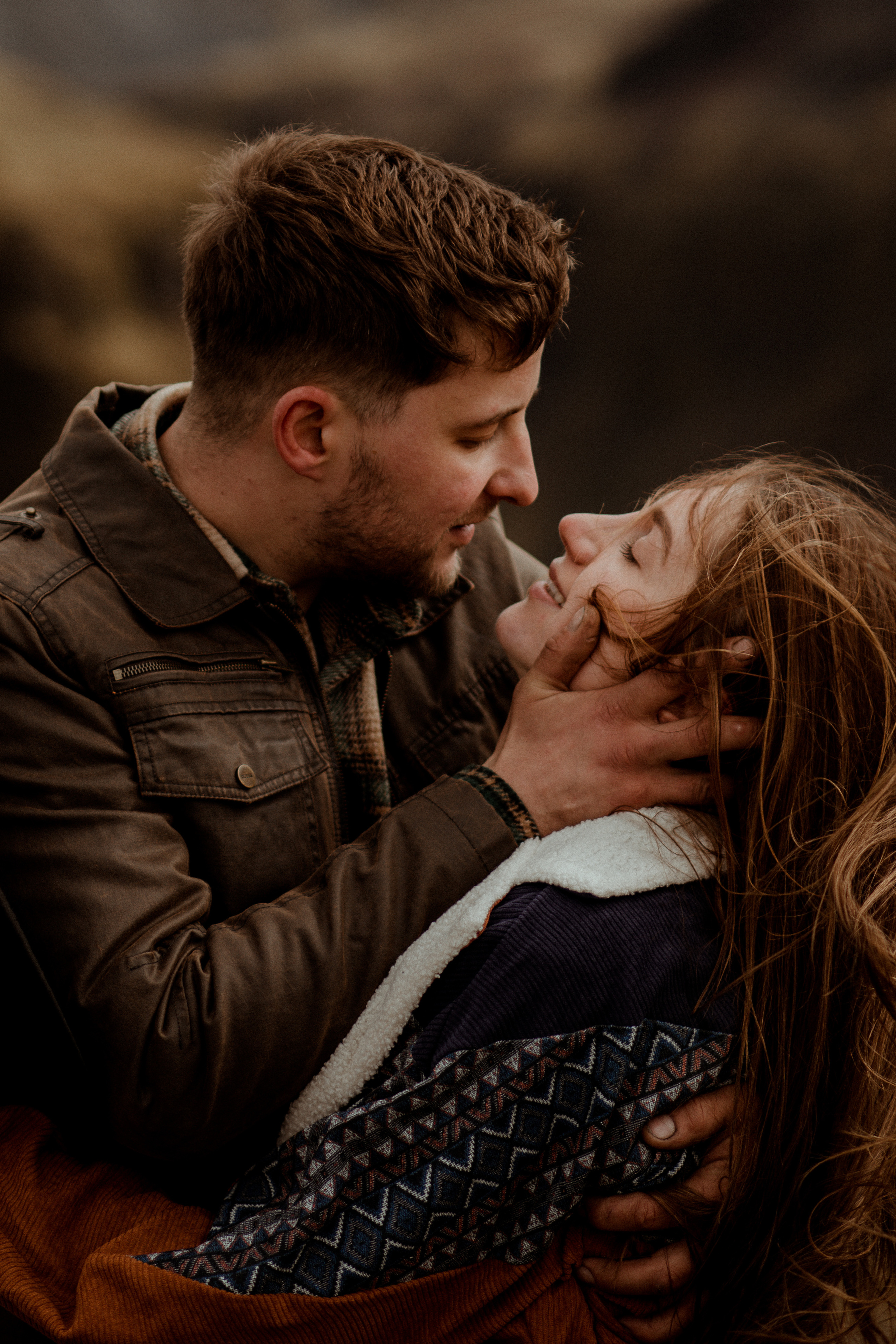 Hiking photoshoot in highlands of Iceland. Iceland elopement photographer & videographer