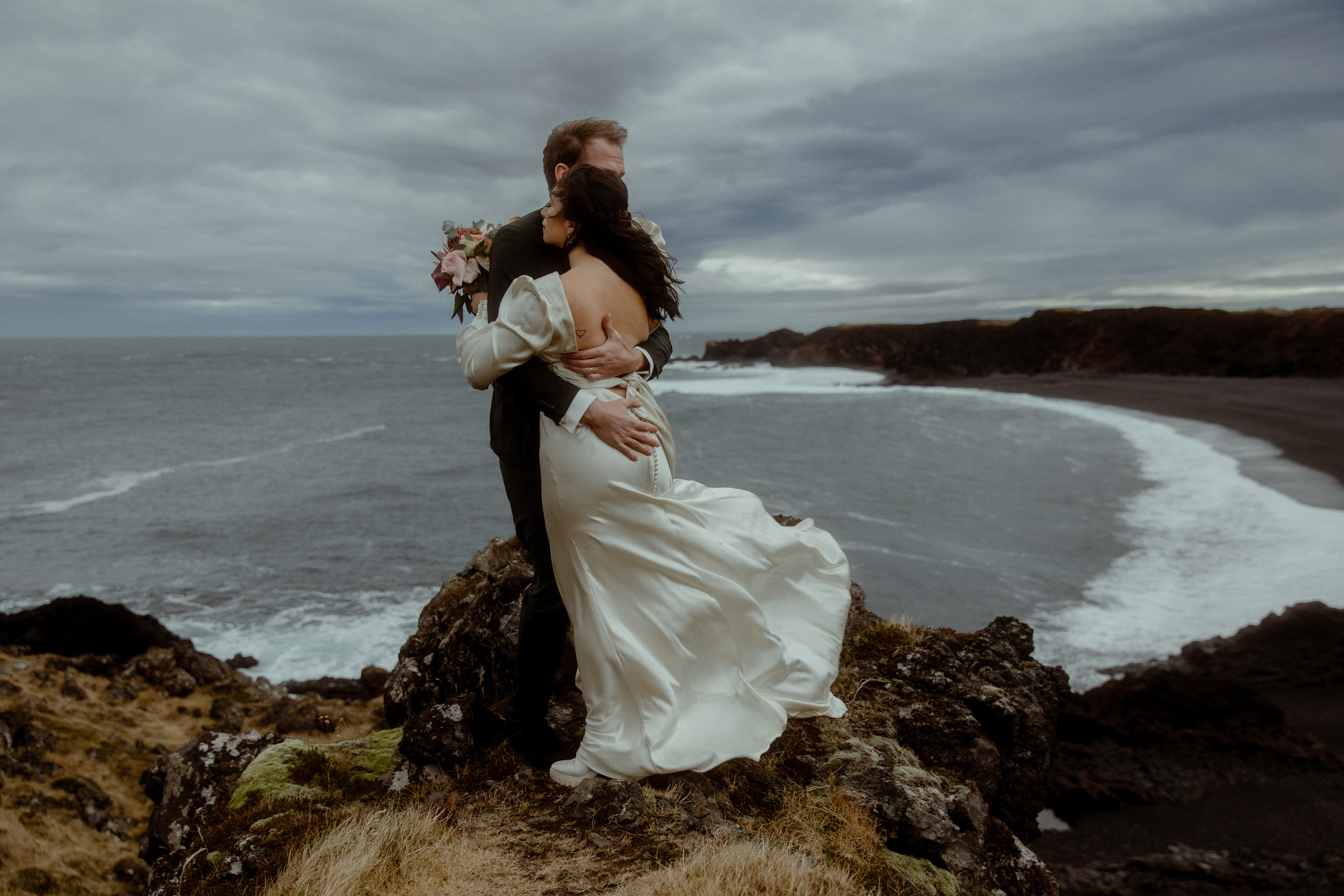Elopement at Snaefellsnes Iceland | Wedding photos with Icelandic horses. Iceland elopement photographer & videographer