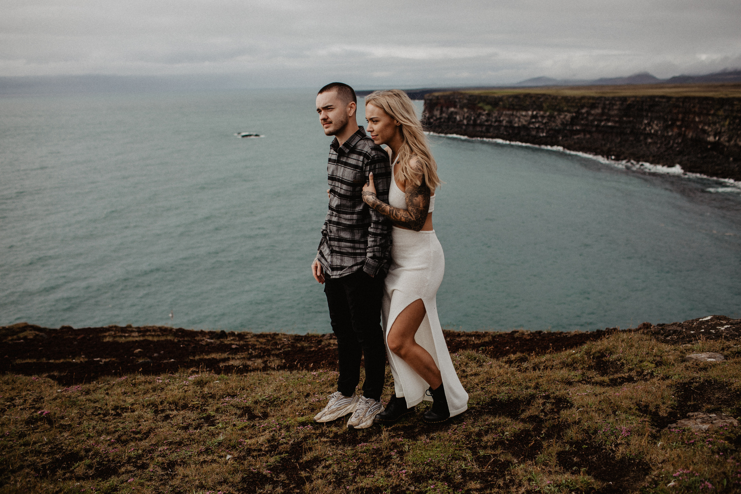 Engagement photoshoot in Iceland | Proposal in Iceland. Iceland elopement photographer & videographer