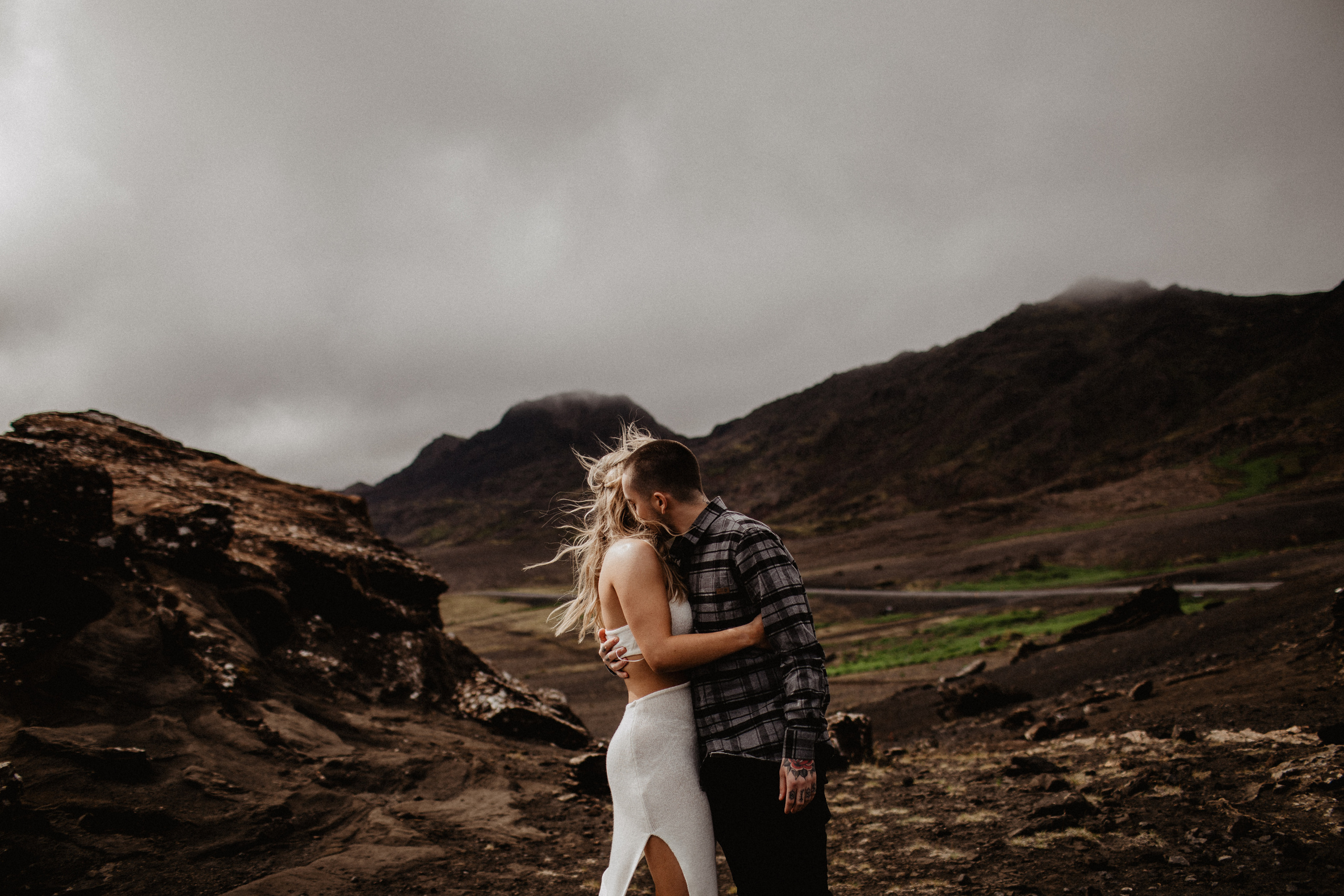 Engagement photoshoot in Iceland | Proposal in Iceland. Iceland elopement photographer & videographer