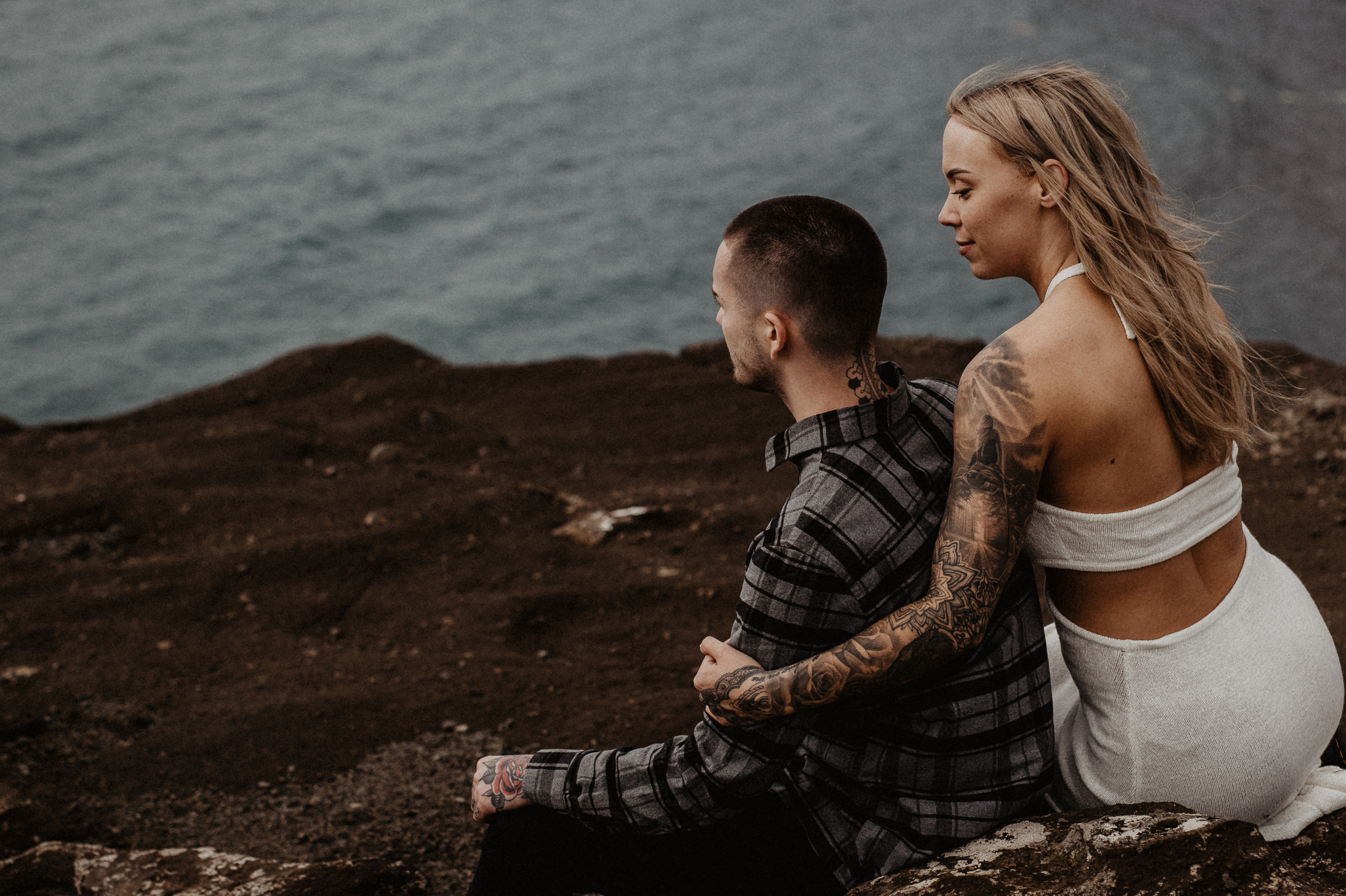 Engagement photoshoot in Iceland | Proposal in Iceland. Iceland elopement photographer & videographer