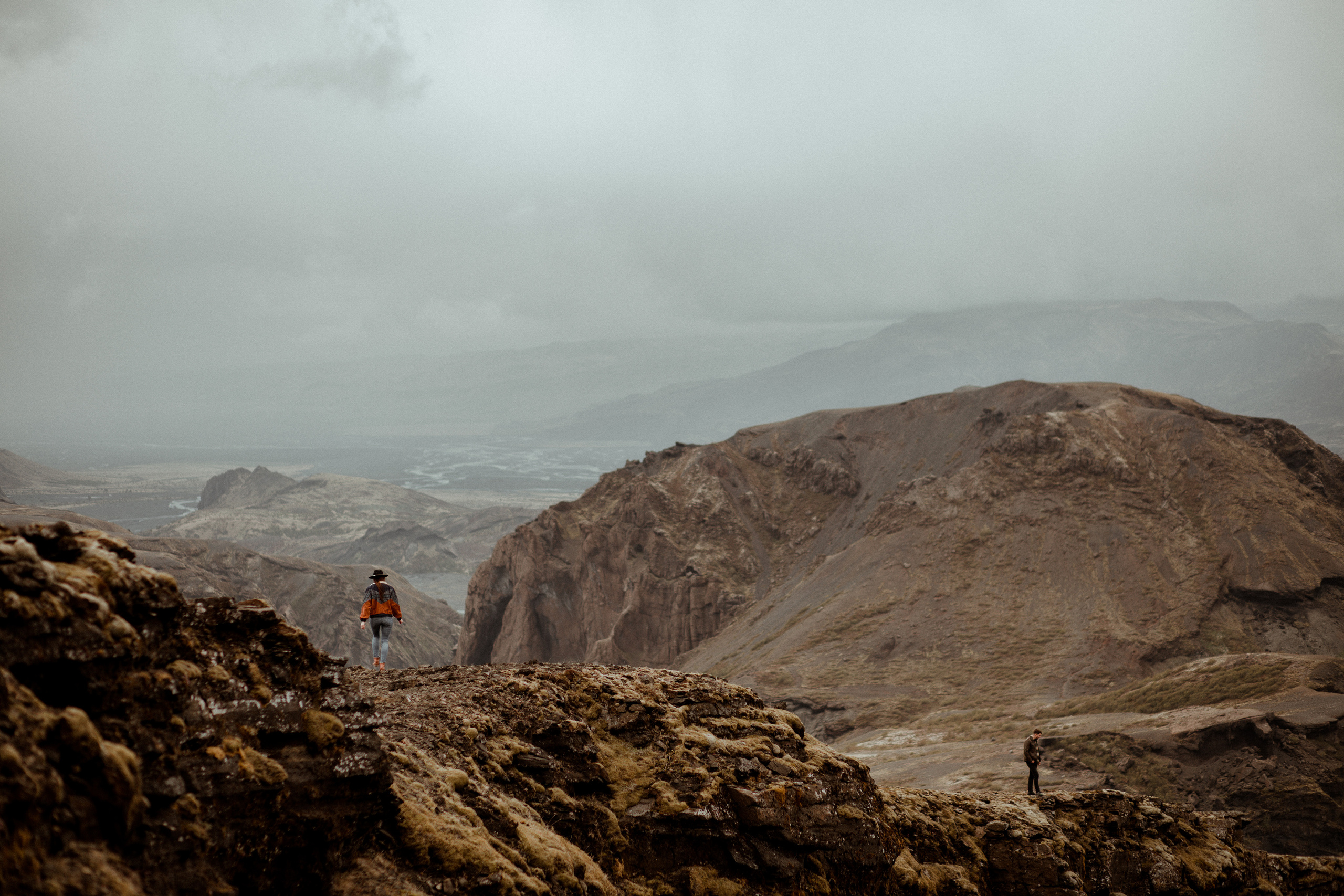 Hiking photoshoot in highlands of Iceland. Iceland elopement photographer & videographer