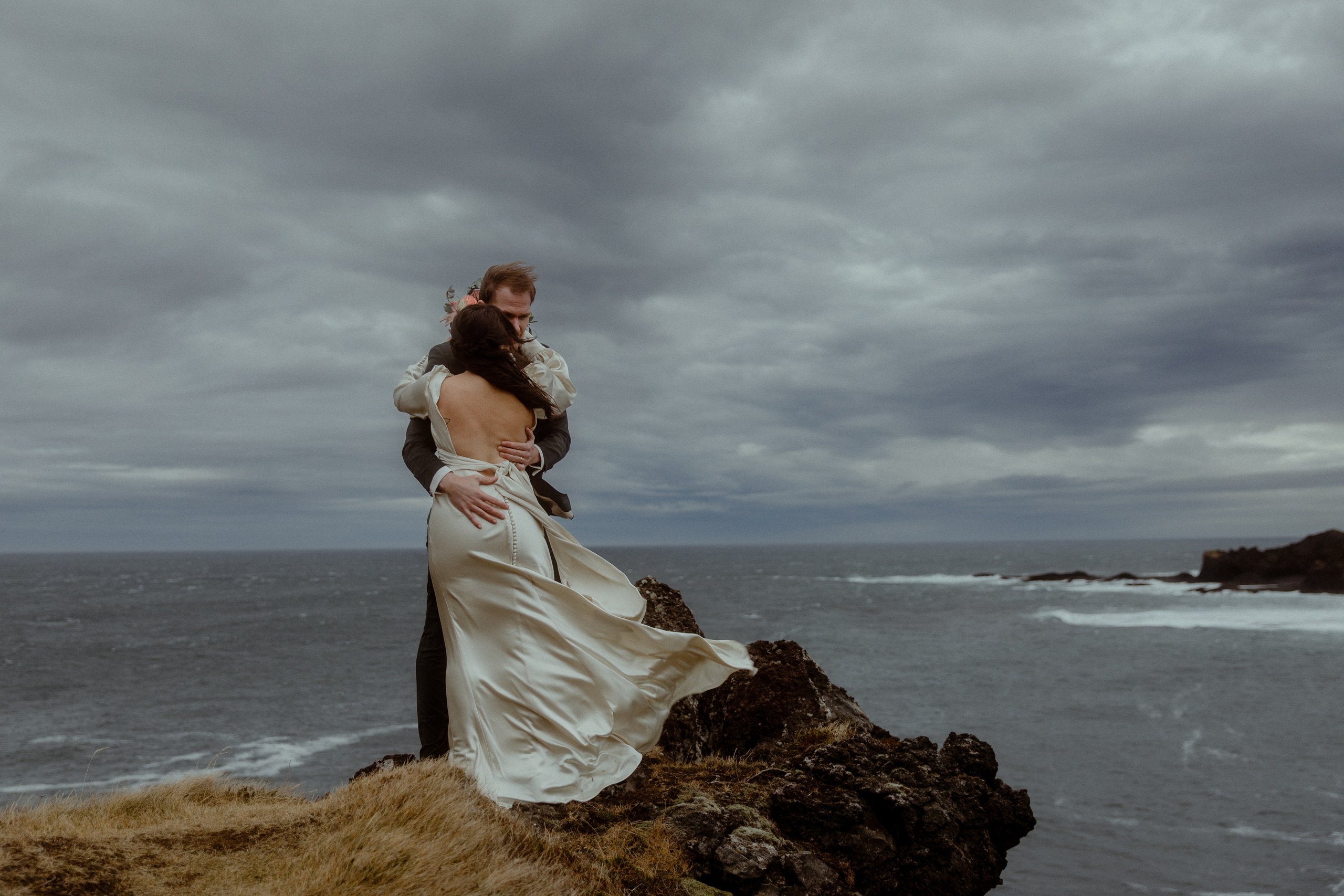 Elopement at Snaefellsnes Iceland | Wedding photos with Icelandic horses. Iceland elopement photographer & videographer