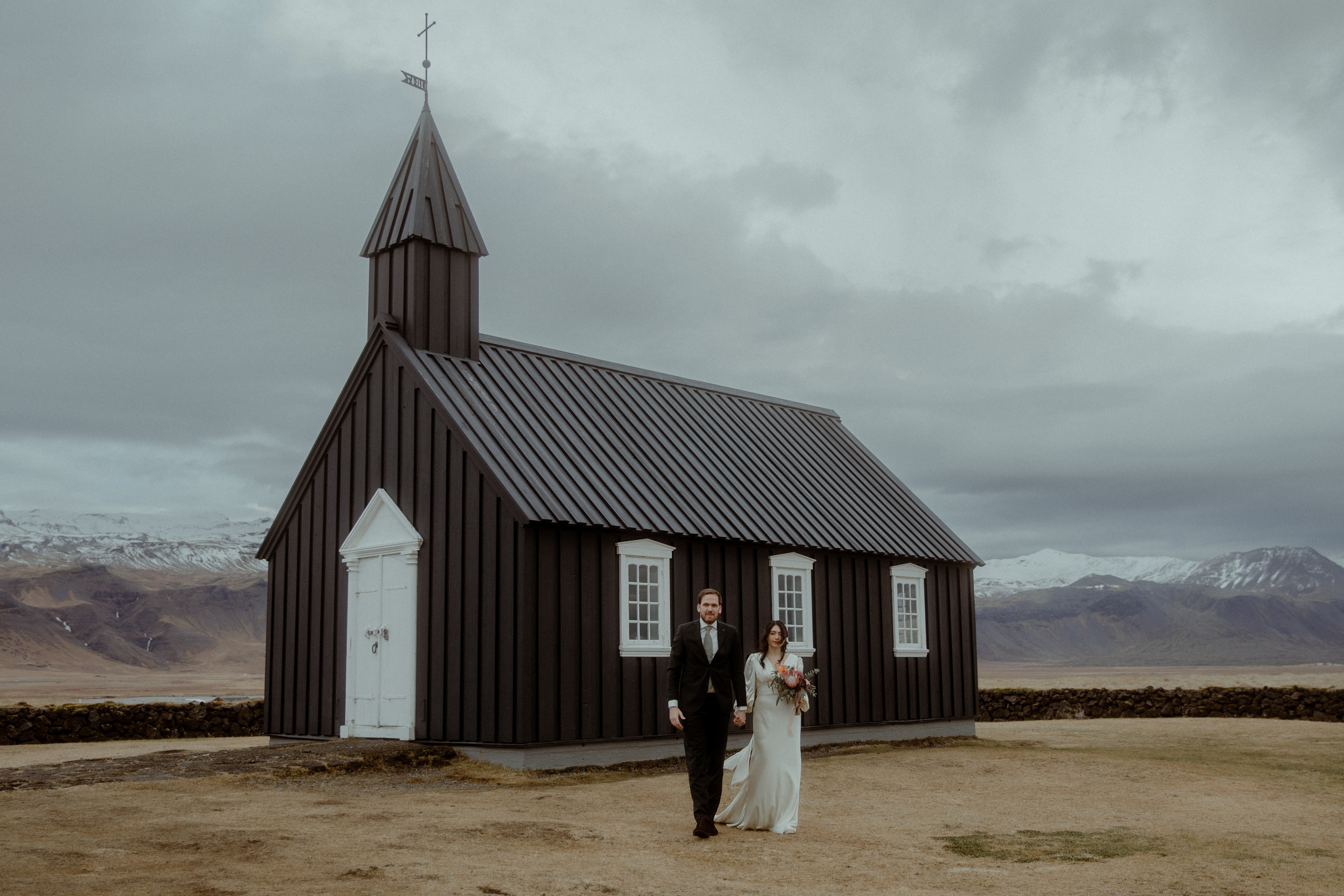 Elopement at Snaefellsnes Iceland | Wedding photos with Icelandic horses. Iceland elopement photographer & videographer
