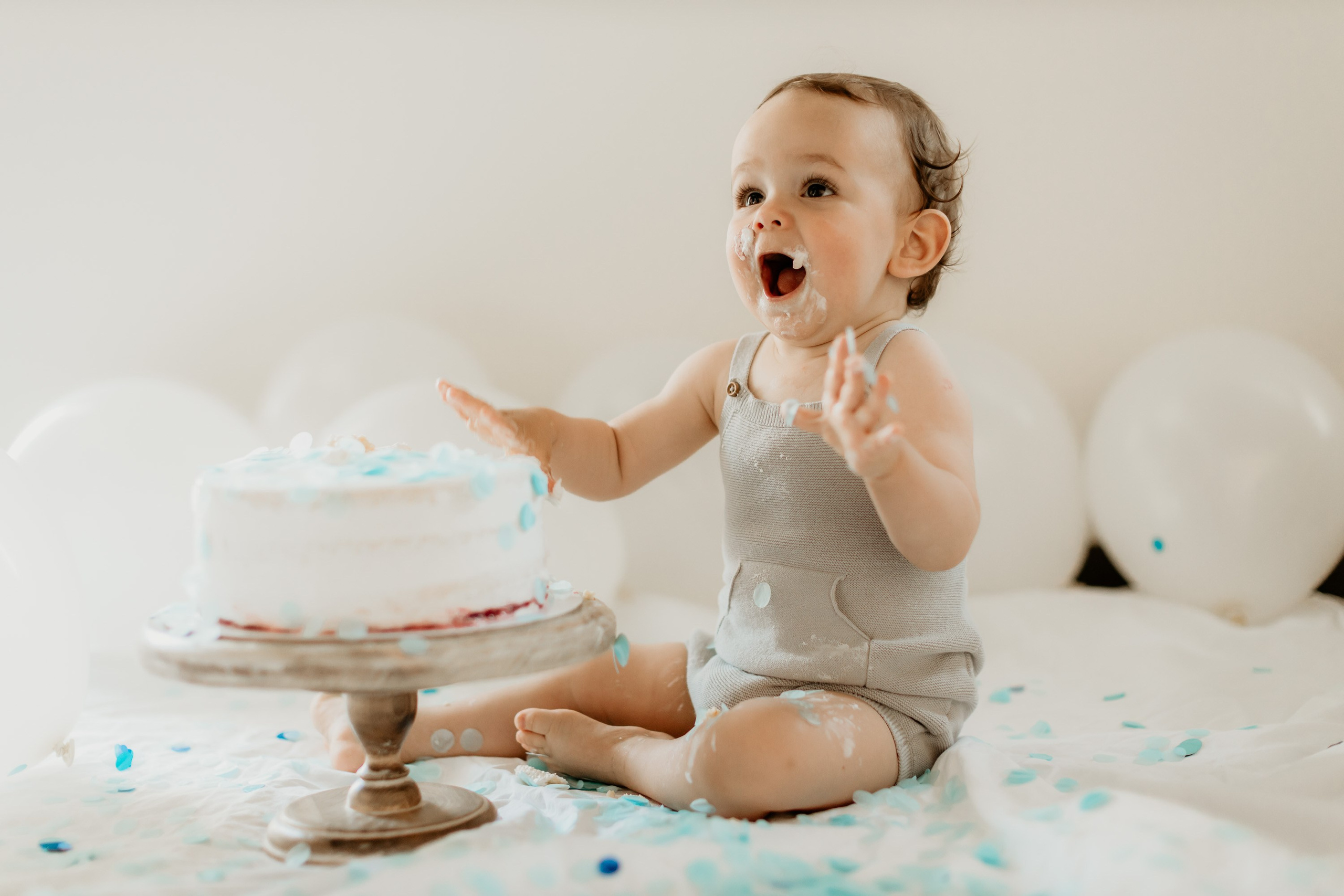 Cake Smash Session. Family and children photographer in Belgrade Milja Ciric