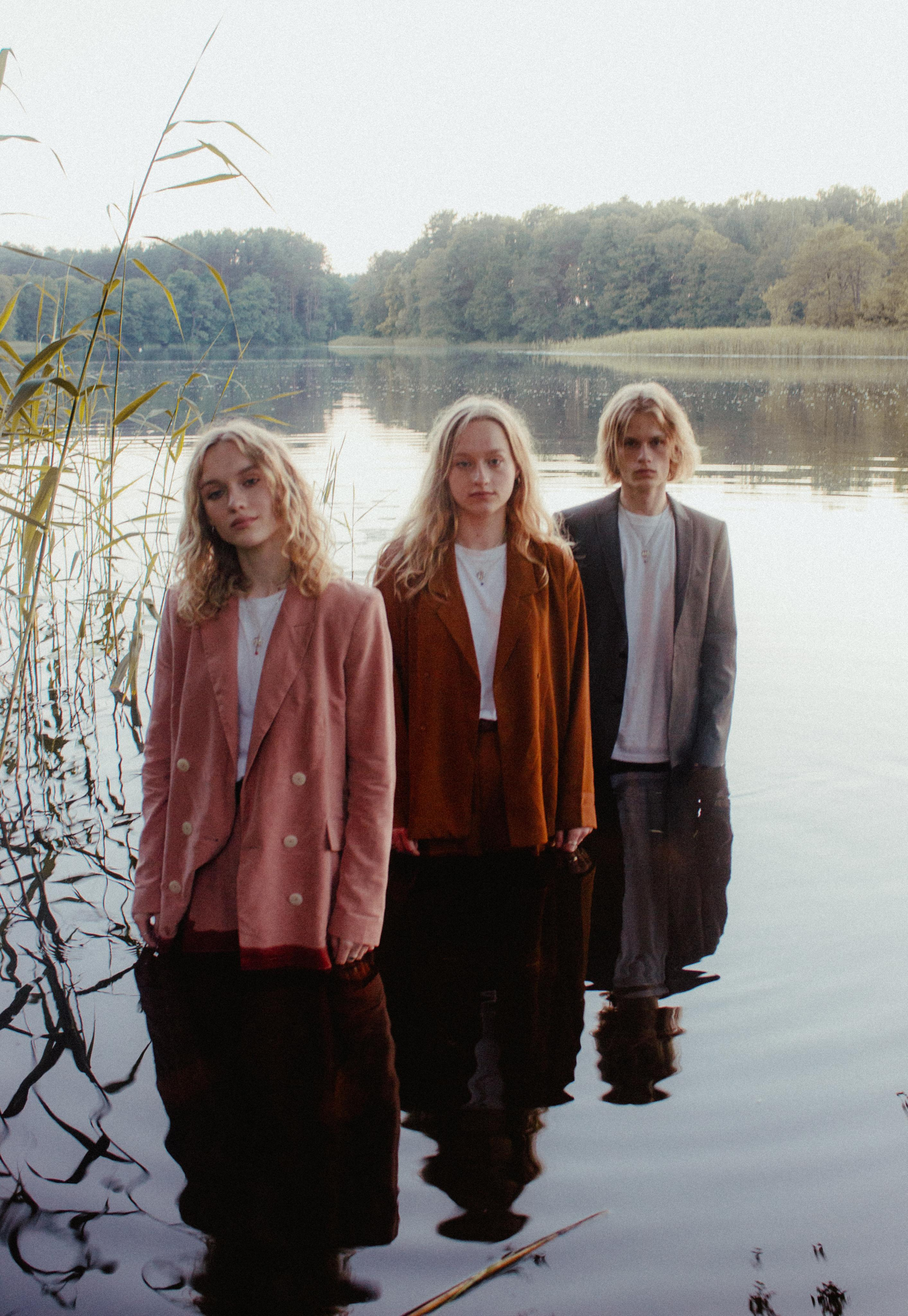 Smiltė, Rugilė & Ignas. Fotografė Aleksandra Samozvanova
