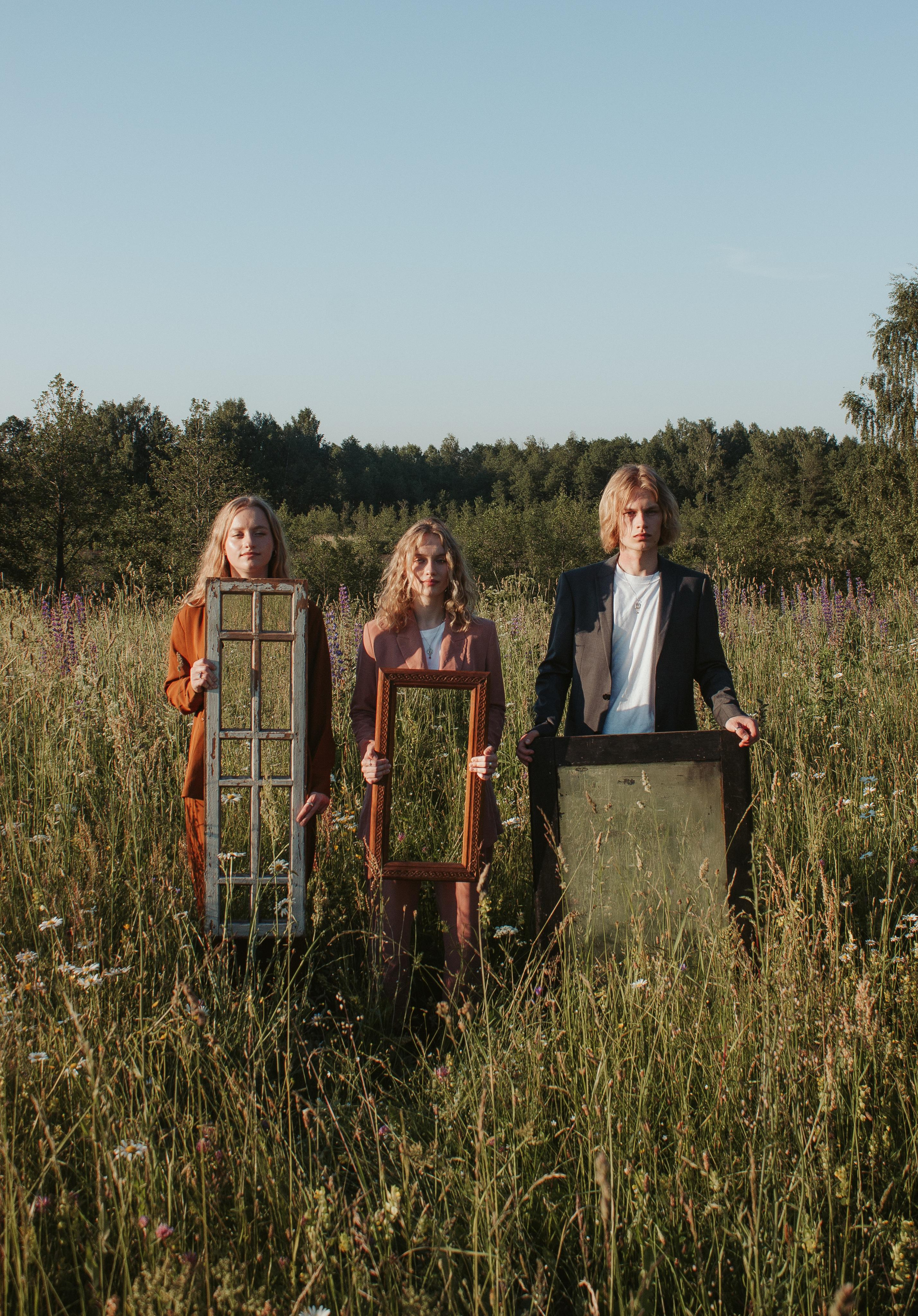 Smiltė, Rugilė & Ignas. Fotografė Aleksandra Samozvanova
