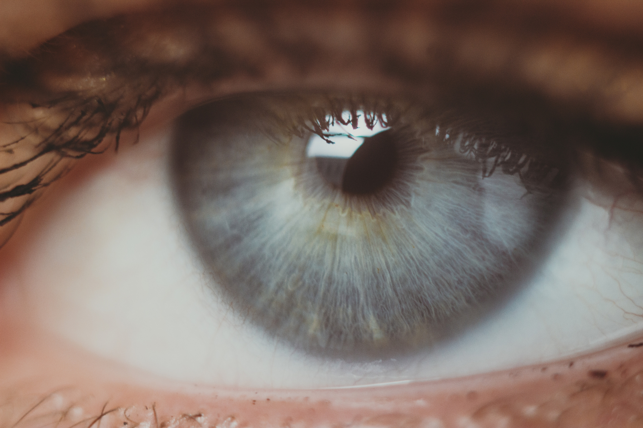 марко глаза