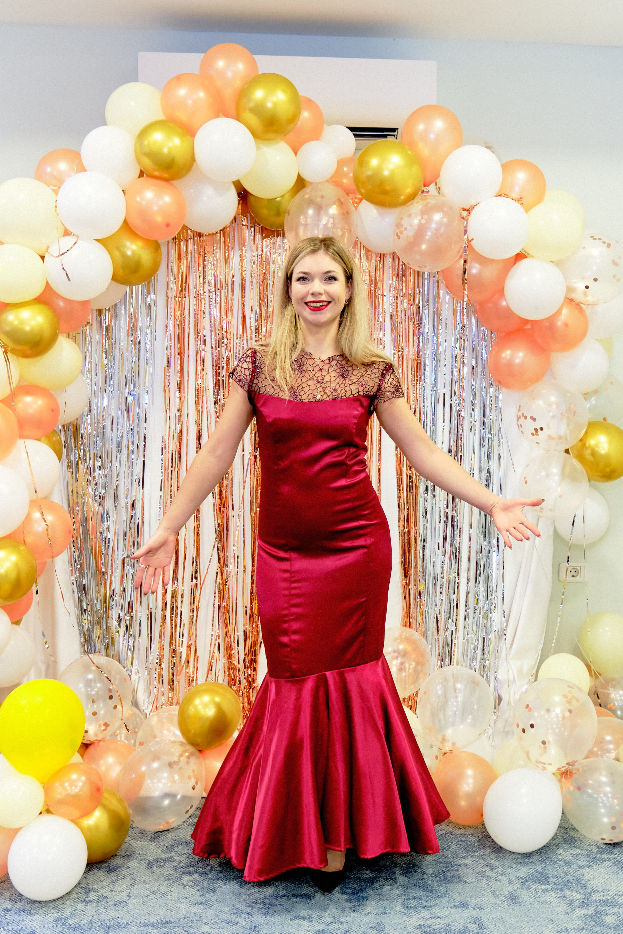 Фоторепортаж з благодійного Новорічного балу у Чорногорії. Портретний фотограф Альона Новгородцева