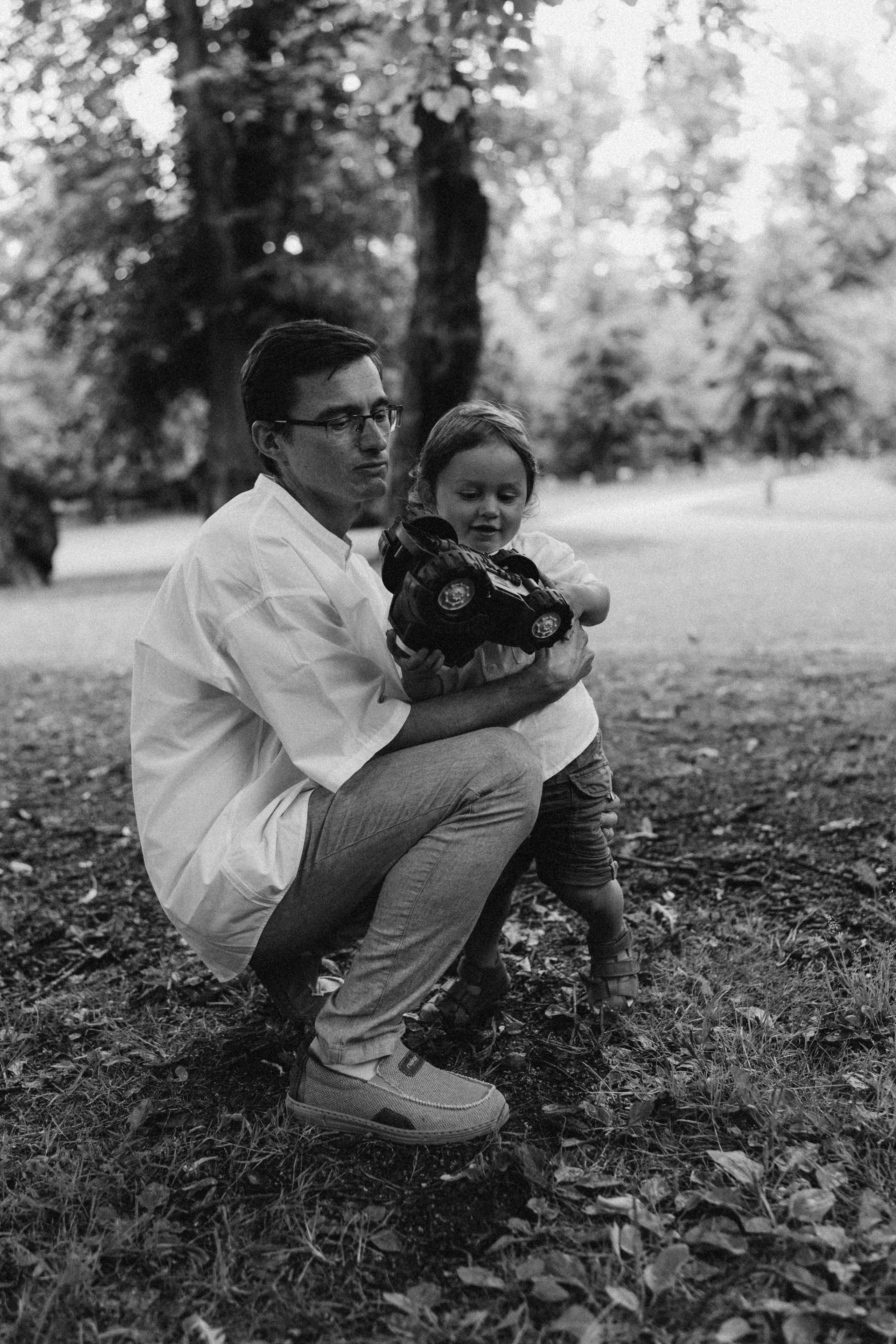 Kaivopuisto. Wedding and potrait photographer in Helsinki Vickan O