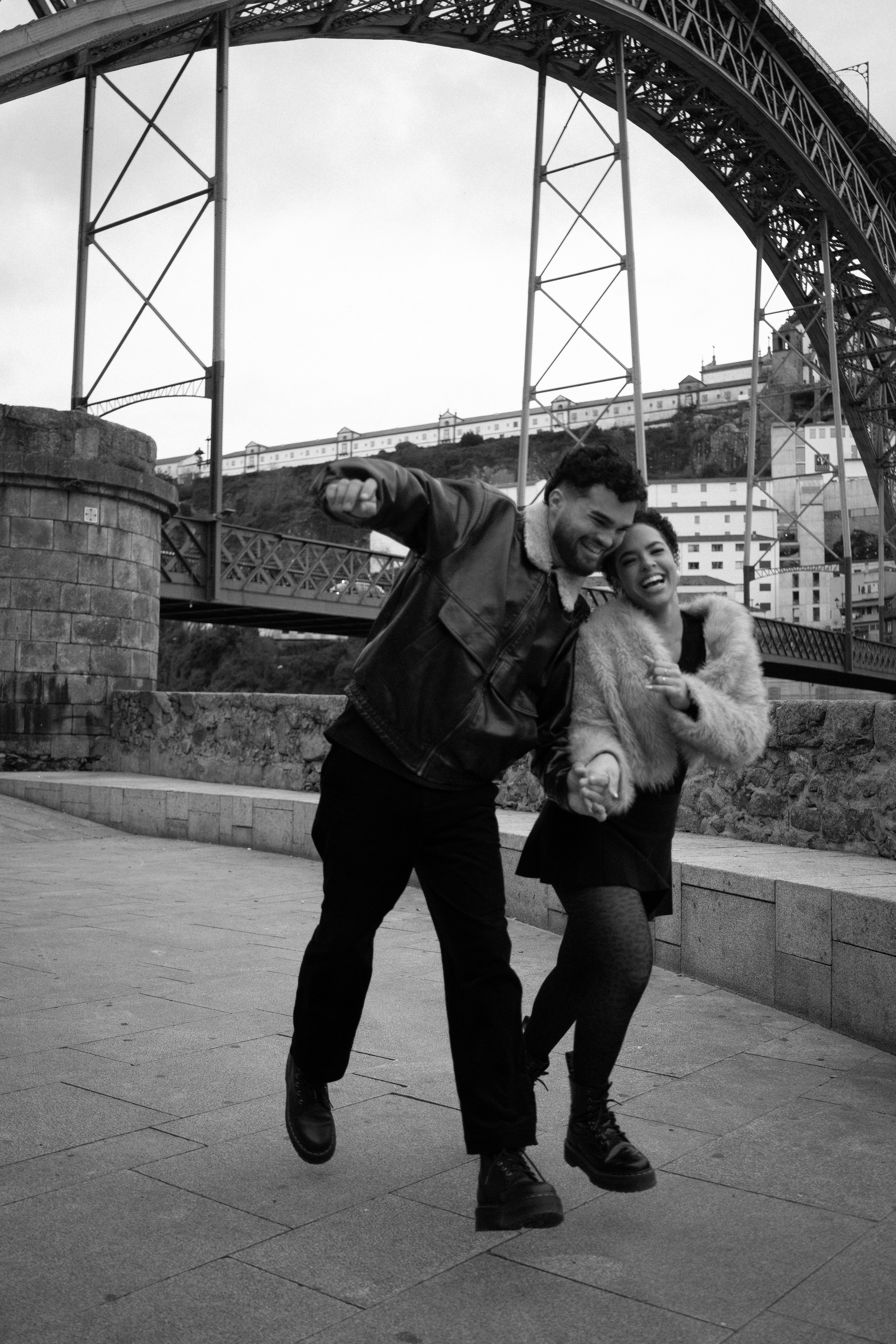 Emily e Mikael. Davi Valente