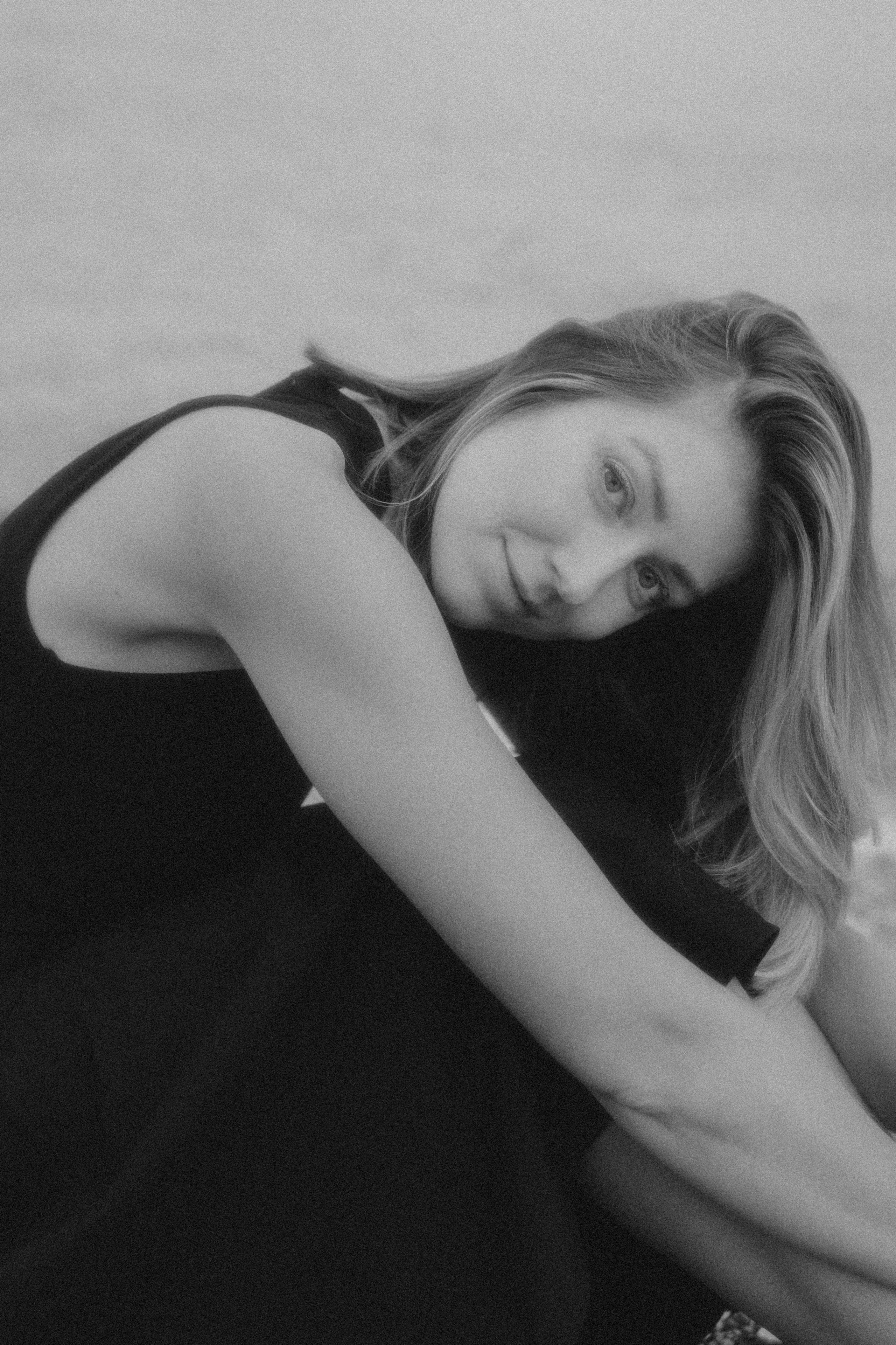 Катя с лилией. Фотограф Мила Ромашкина