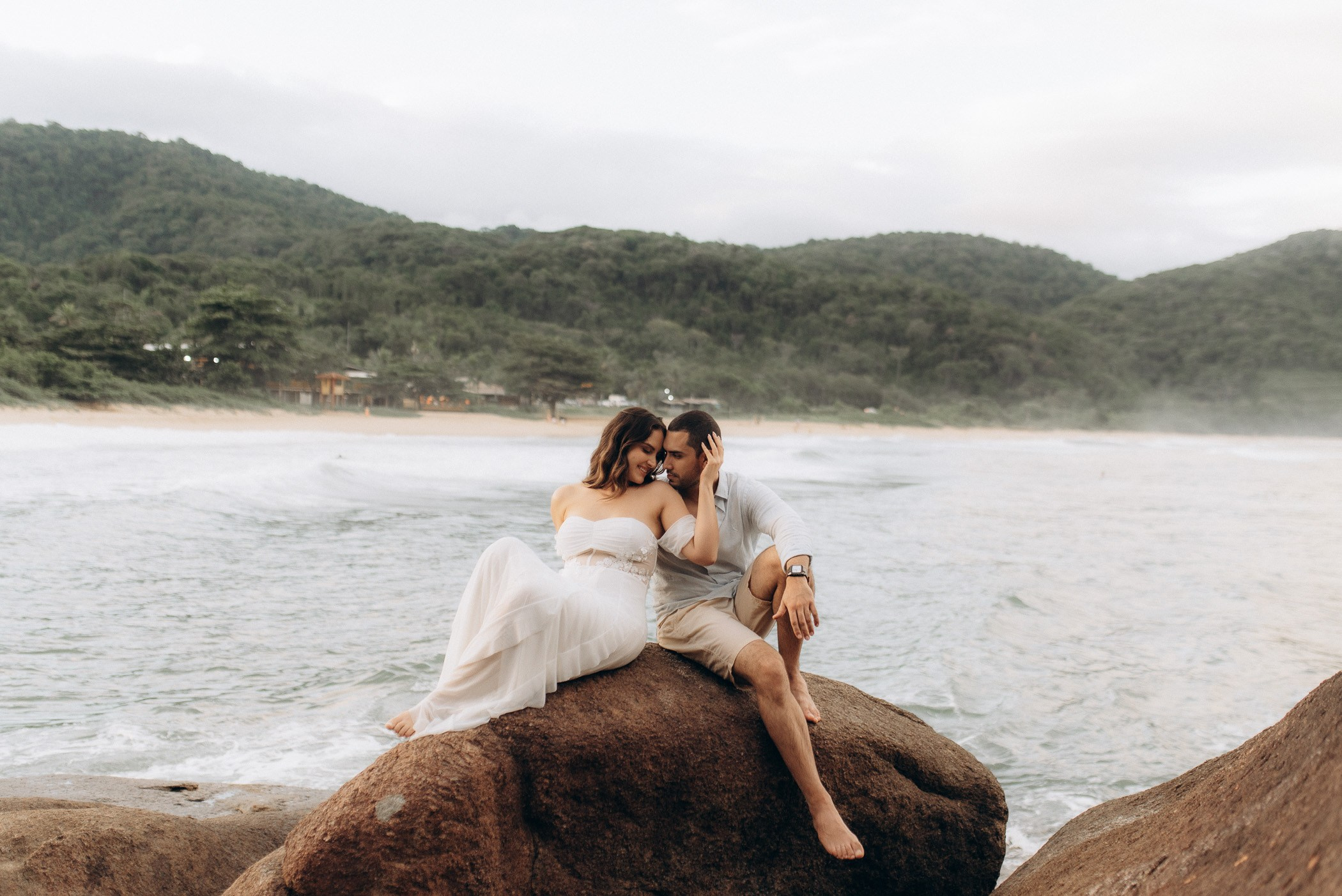 Samantha & Juliano | Ensaio de Casal na Praia de Ubatuba