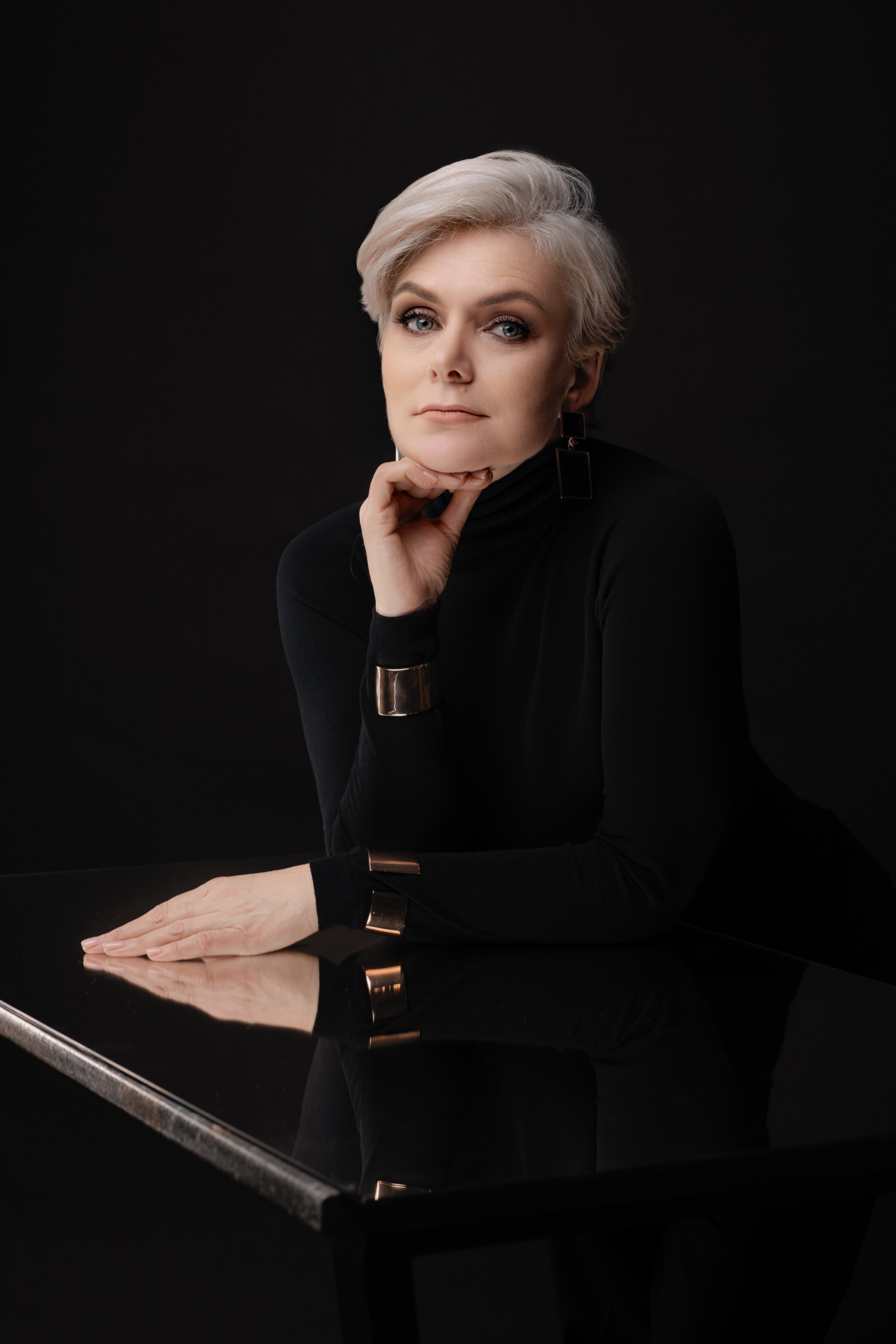 Наталья. Стилист, преподователь и эксперт в прическах. Валерия Вартанова. Фотограф