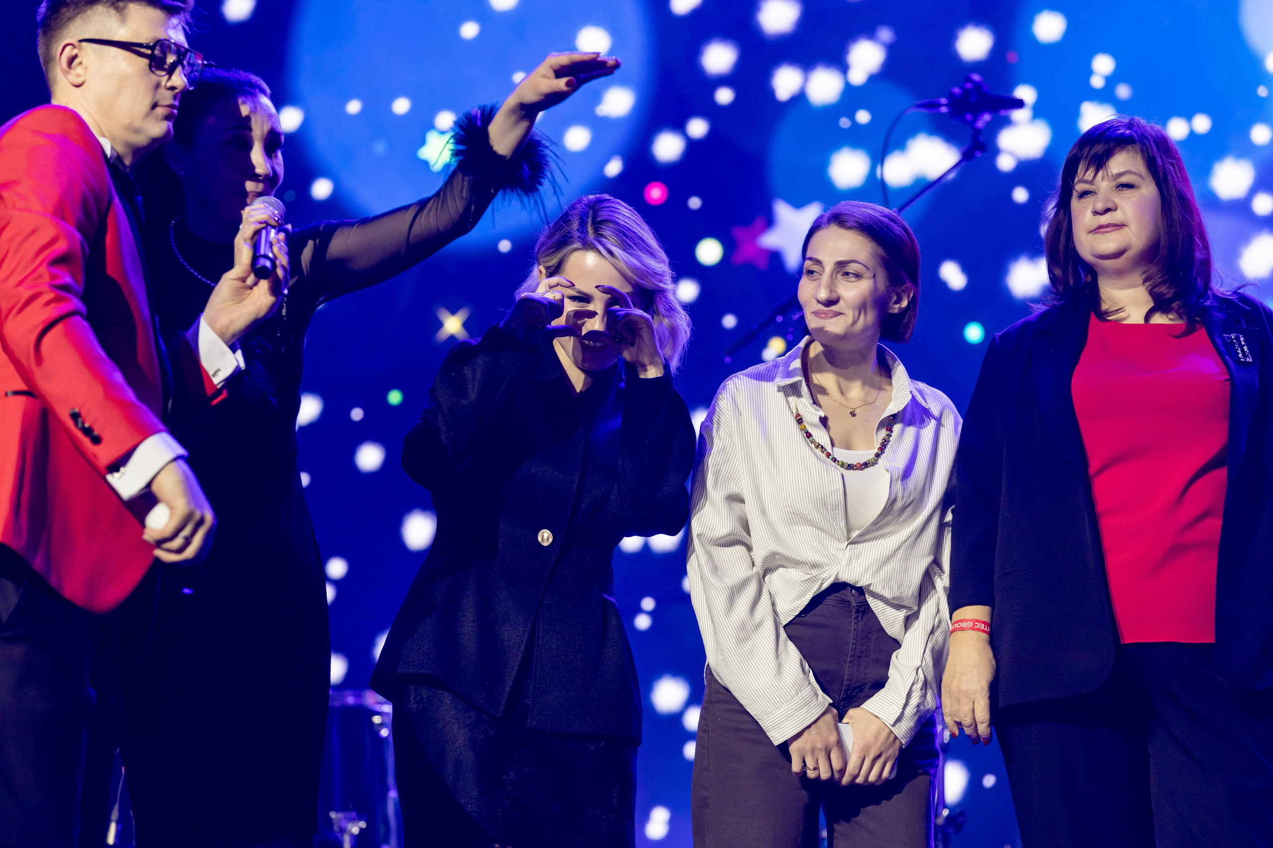 Новогодний корпоратив SINTEC Group. Ведущая Москва Лена Чайка