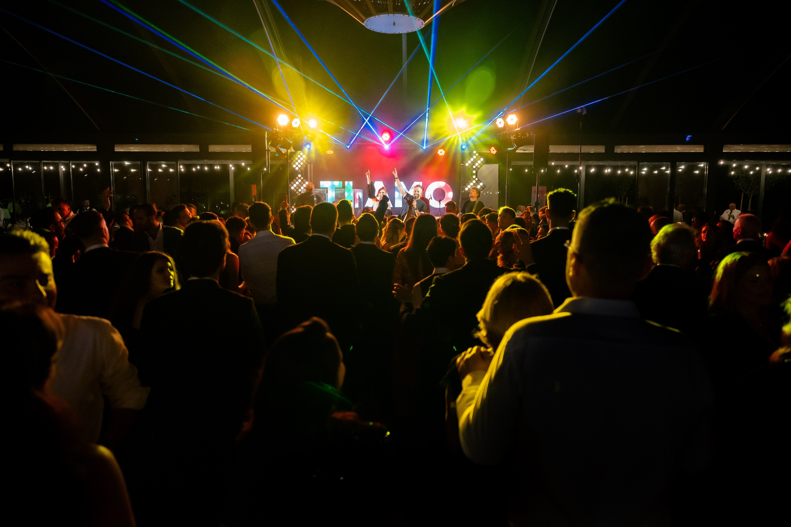 Diana & Octavian. Fotograf de nuntă Alex Pasarelu