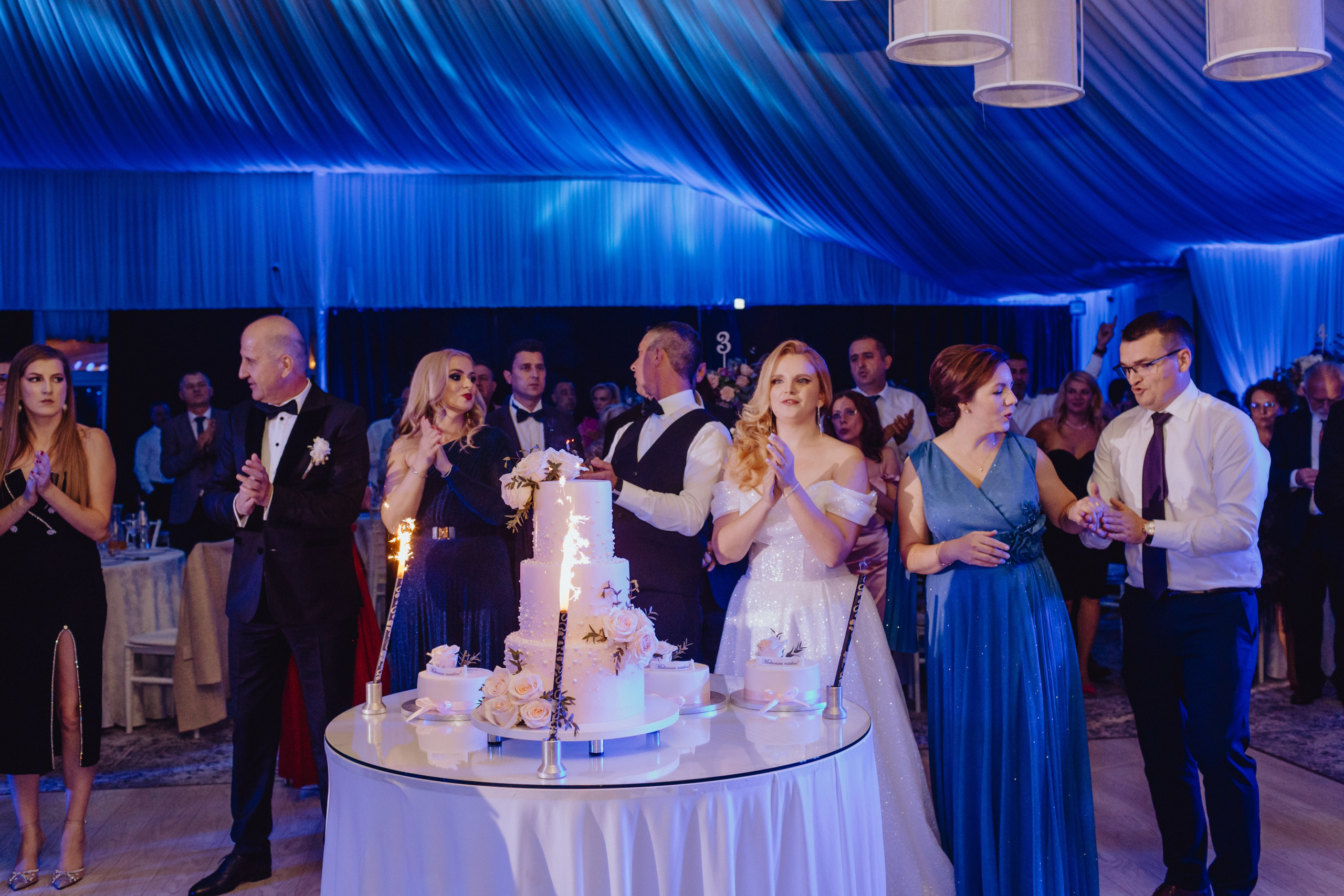 Alexandru & Maria. Wedding & couple photographer from Romania Rut Vetan