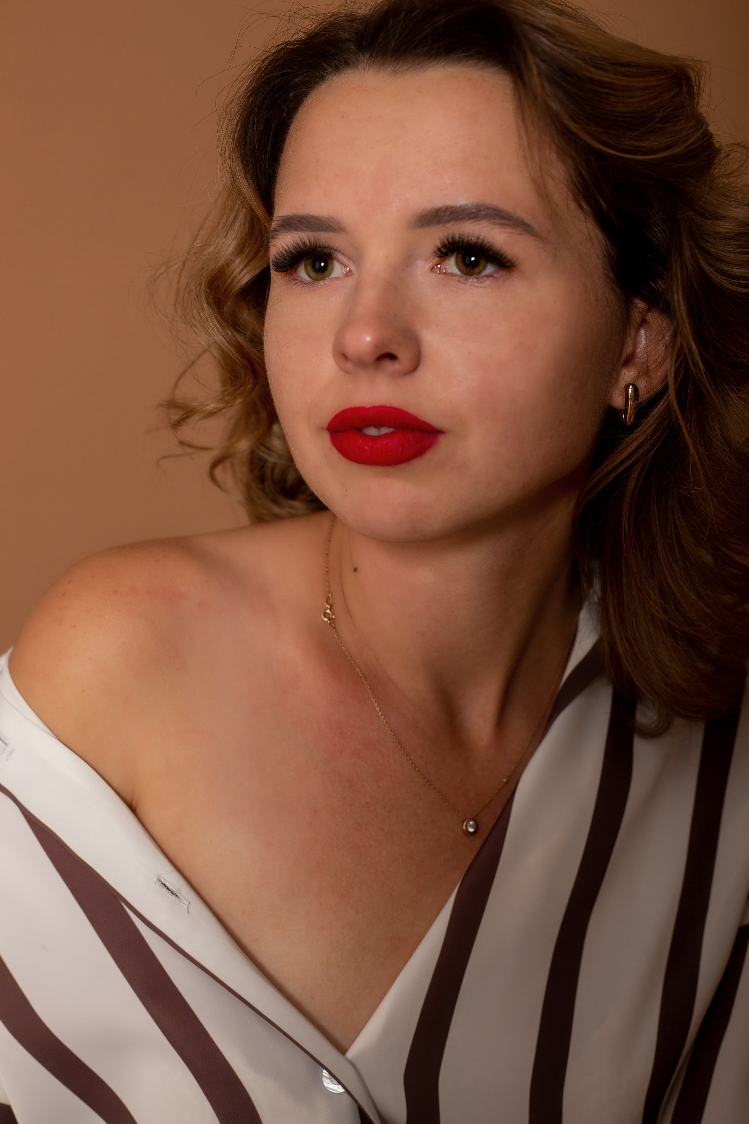 Студийная Соло. Екатерина Селихова — свадебный, семейный фотограф в г. Северодонецке