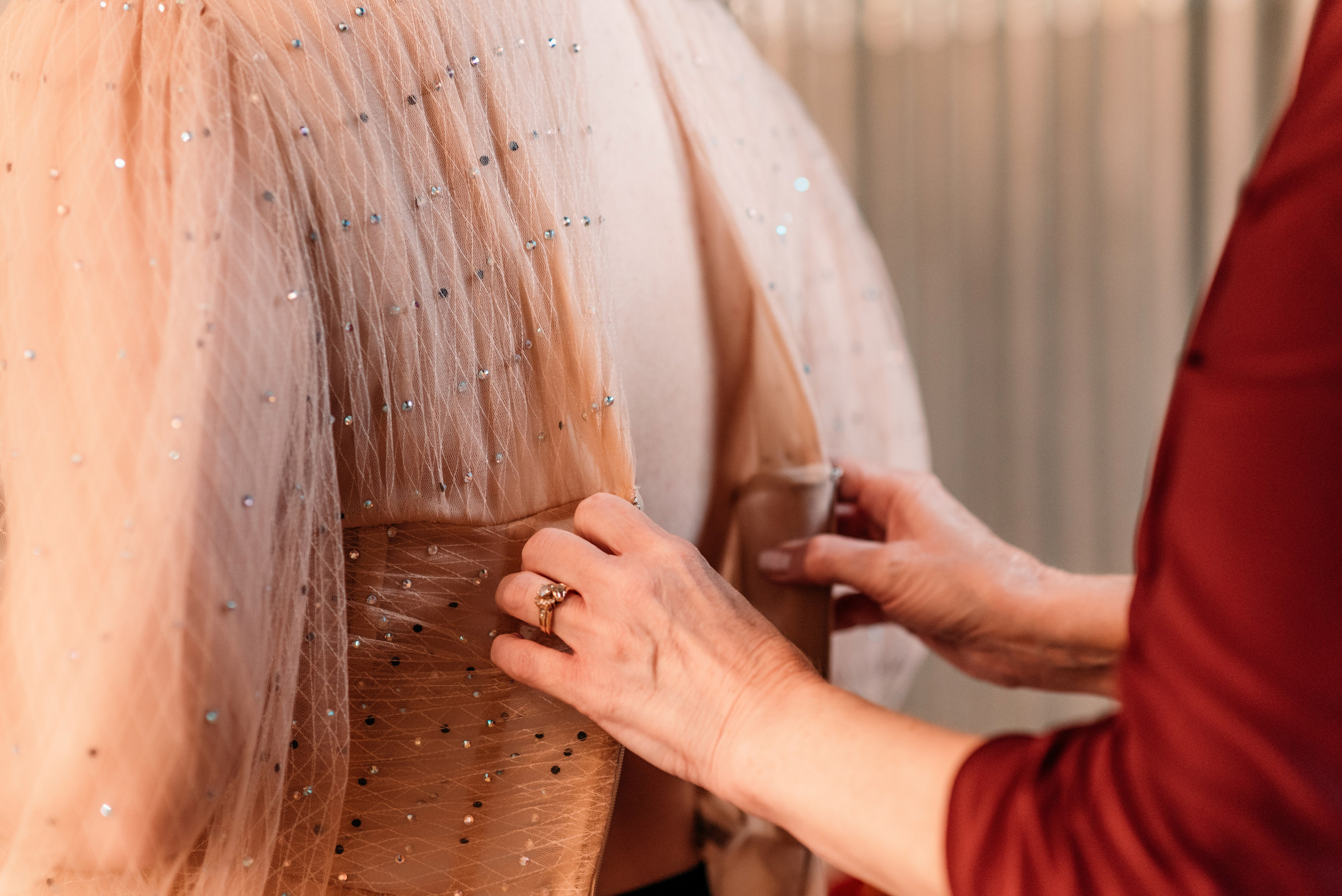 Bold & Dramatic Wedding at The Paper Mill on The Landing | Fort Wayne Wedding Photographer. Alexandria Danielle Photography | Fort Wayne & Indianapolis Wedding Photographer