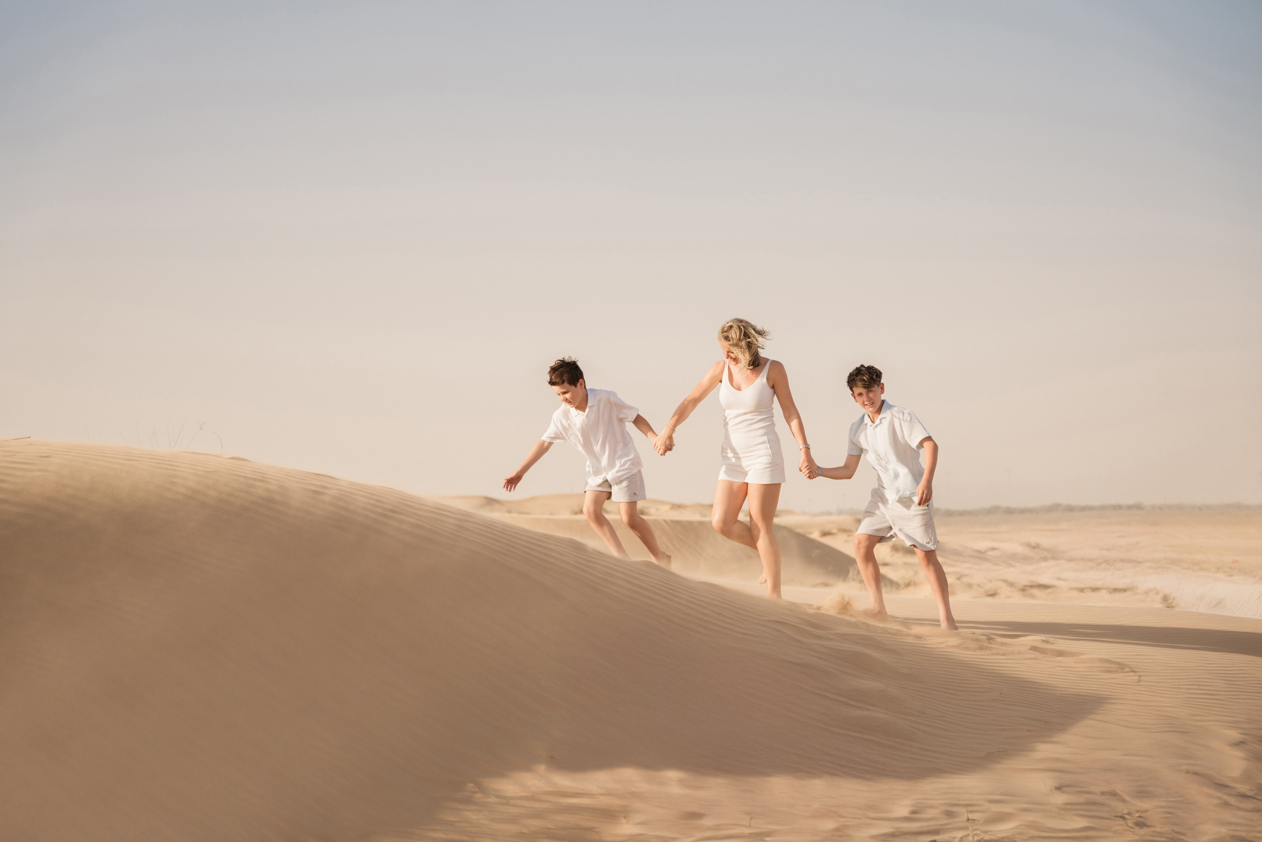 Desert run and fun!. Angela Iakovleva — Family Photographer in Dubai