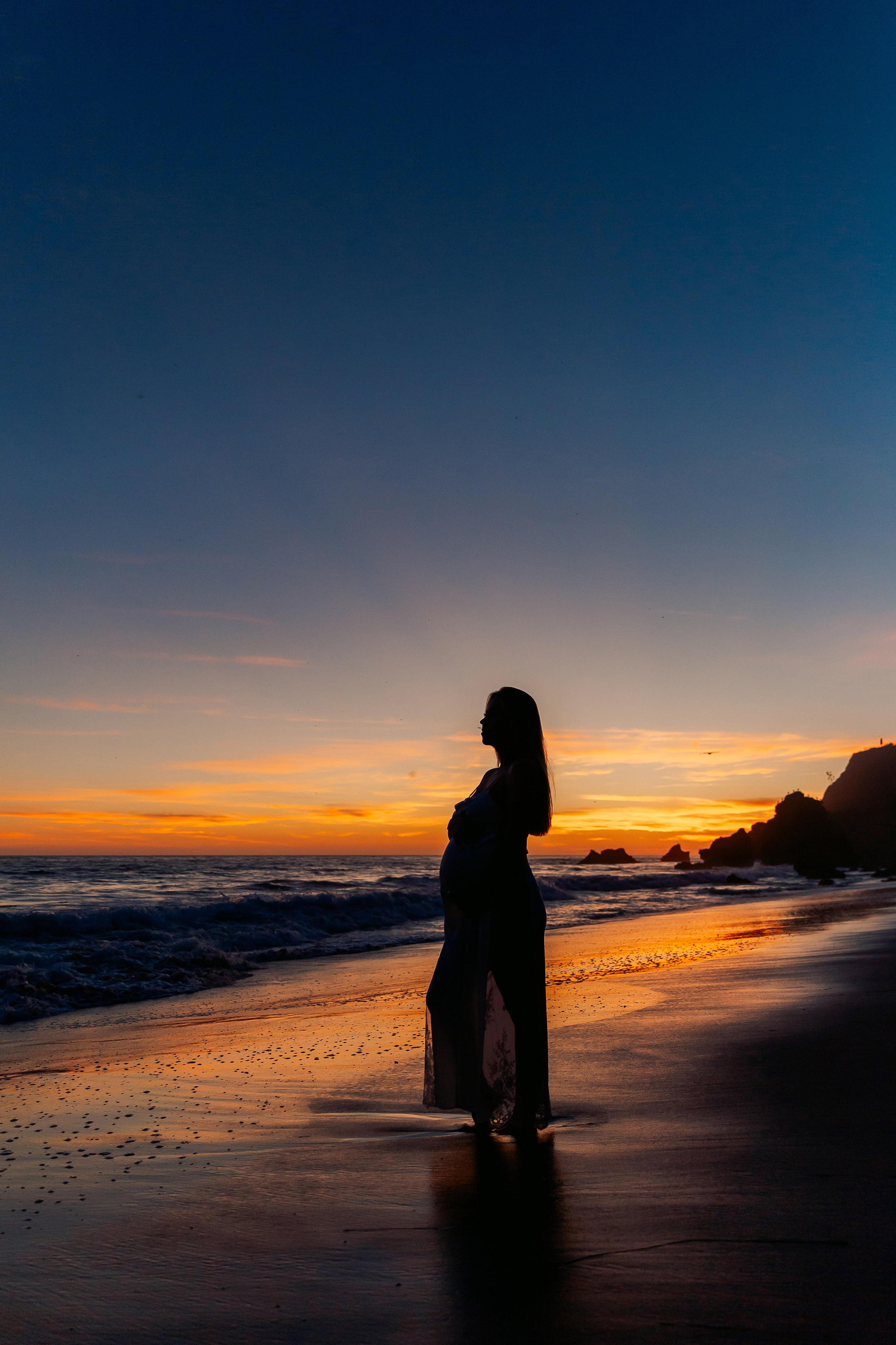 Maternity. Los Angeles portrait photographer Valeria Kasatkina