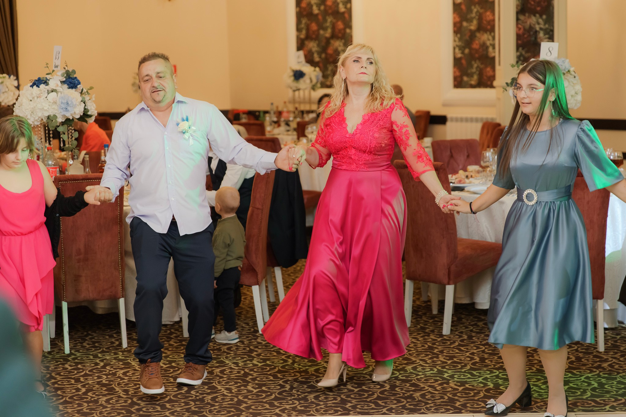 Mihai & Oana. Servicii foto-video profesionale, pentru momente de neuitat