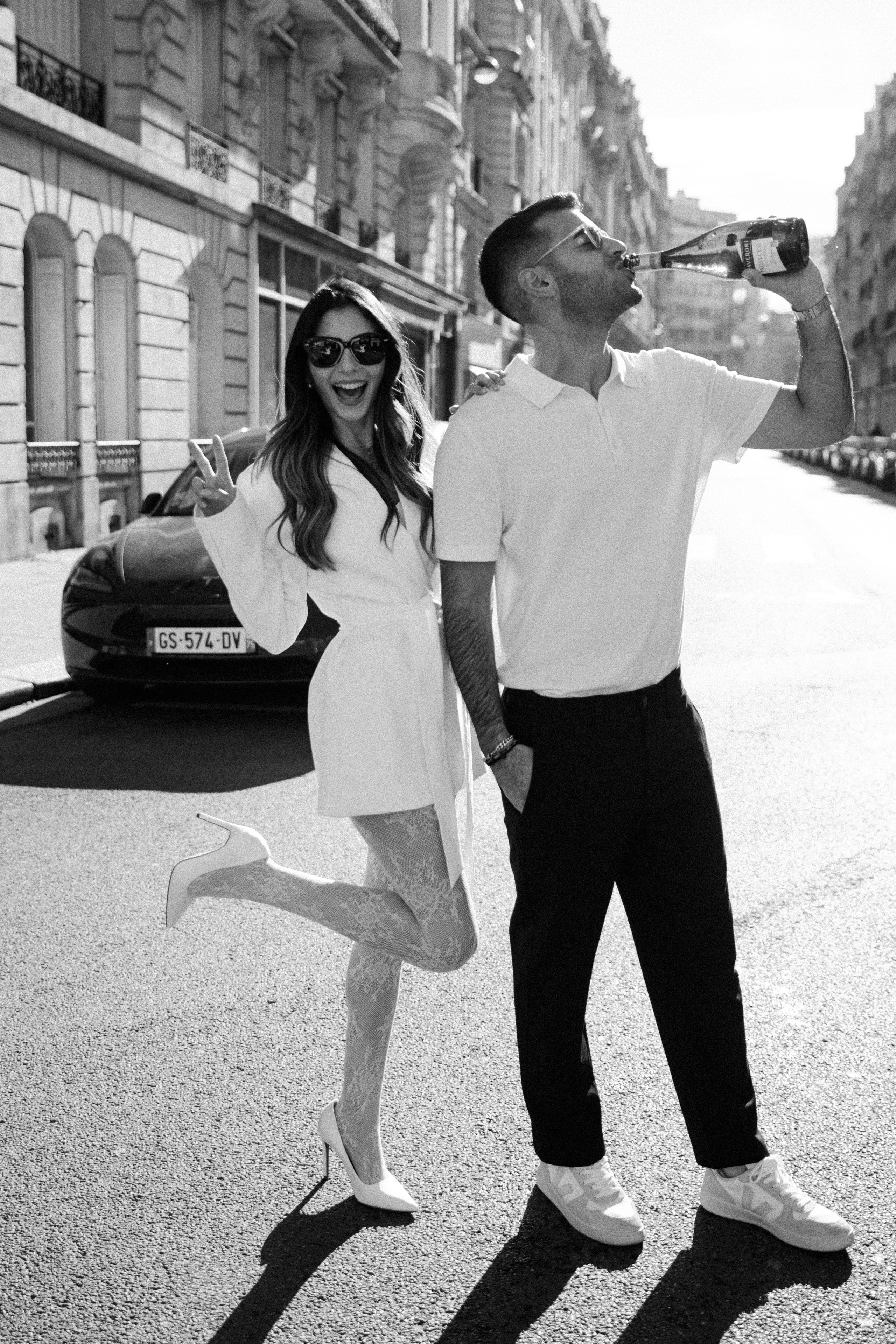 Pre-Wedding Couple Photo Walk in Paris | Engagement Photography. Paris Wedding Photographer