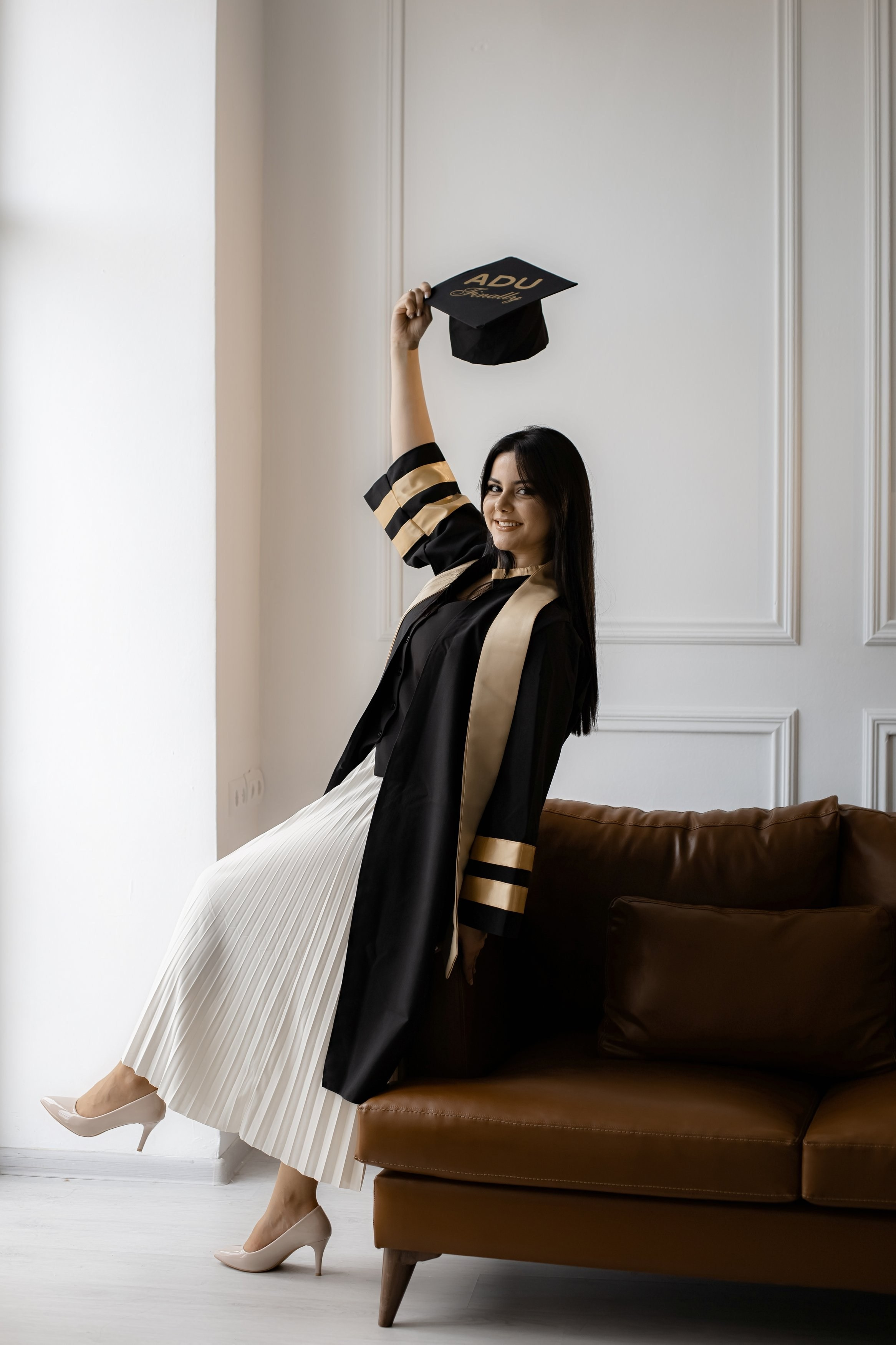 Premium mezun xalati, qara mezun geyimi, ag mezun libasi, qirmizi sarfli mezun paltari, mezun aksesuarlar, mezun papaqlari, mezun lentleri, mezun hediyyeleri, mezun fotosessiya geyimleri, mezun cekilisi ucun geyimler, mezun tedbirleri ucun aksesuarlar, mezun geyimlerinin icare ve satisi, premium mezun libaslari, mezun geyimleri online sifaris, mezun geyimleri Bakida, mezun geyimleri qiymetleri, mezun geyimleri modelleri, Mezun cekilisi, mezun fotosessiyasi, mezun cekilisi ucun geyimler, mezun mantiyasi cekilisi, mezun fotosessiya ideyalari, mezun gunu fotosessiya, mezun xatireleri, mezun papaqlari ile fotosessiya, mezun lentleri ile cekilis, ferdi mezun fotosessiyasi, qrup mezun cekilisi, mezun fotosessiya mekani, mezun ucun ideal cekilis fonlari, mezun fotosessiya aksesuarlari, mezun albomu sekilleri, mezun cekilisi poza ideyalari, universitet mezun fotosessiyasi, kollektiv mezun fotosessiyasi, mezun xalatlari ile cekilis, mezun mantiyasi fotosessiyasi, mezun geyimleri ile professional cekilis, mezun tebrik fotosessiyasi, en yeni mezun cekilis trendləri, mezun fotosessiya xidmetleri, premium mezun cekilisi, mezun cekilisi ucun dekorlar, mezun fotosessiyasi aksesuarlar, mezun gunu en gozel fotolar, mezun cekilisi fotostudiya, bakida mezun fotosessiyasi, xaricde mezun cekilisi, mezun gunune ozel cekilis,Məzun mantiyaları, eksklüziv məzun geyimləri, ağ və qara məzun libasları, məzun üçün xüsusi şarf modelləri, məzun papağı və aksesuarları, fərdi dizayn məzun geyimləri, məzun tədbiri üçün ən yaxşı seçimlər, məzun fotosessiyası üçün ideal libaslar, məzun mərasimi geyimləri, keyfiyyətli məzun mantiyası, rahat və şık məzun geyimləri, məzun üçün lent və tac modelləri, məzun simvolik medalları, icarəyə verilən məzun libasları, məzun geyimlərinin sərfəli qiymətləri, onlayn məzun geyimi sifarişi, məzun paltarı mağazası, dəbli məzun geyimləri, premium məzun mantiyalarının satışı, universitet məzunları üçün mantiyalar, kollektiv məzun geyimləri, məktəb məzunları üçün geyimlər, diplom mərasimi üçün geyimlər, fərqli rəngdə məzun libasları, ən yeni məzun geyimləri, rahat və premium məzun geyimi seçimləri, Bakıda məzun geyimi mağazası, məzun üçün ən yaxşı libaslar