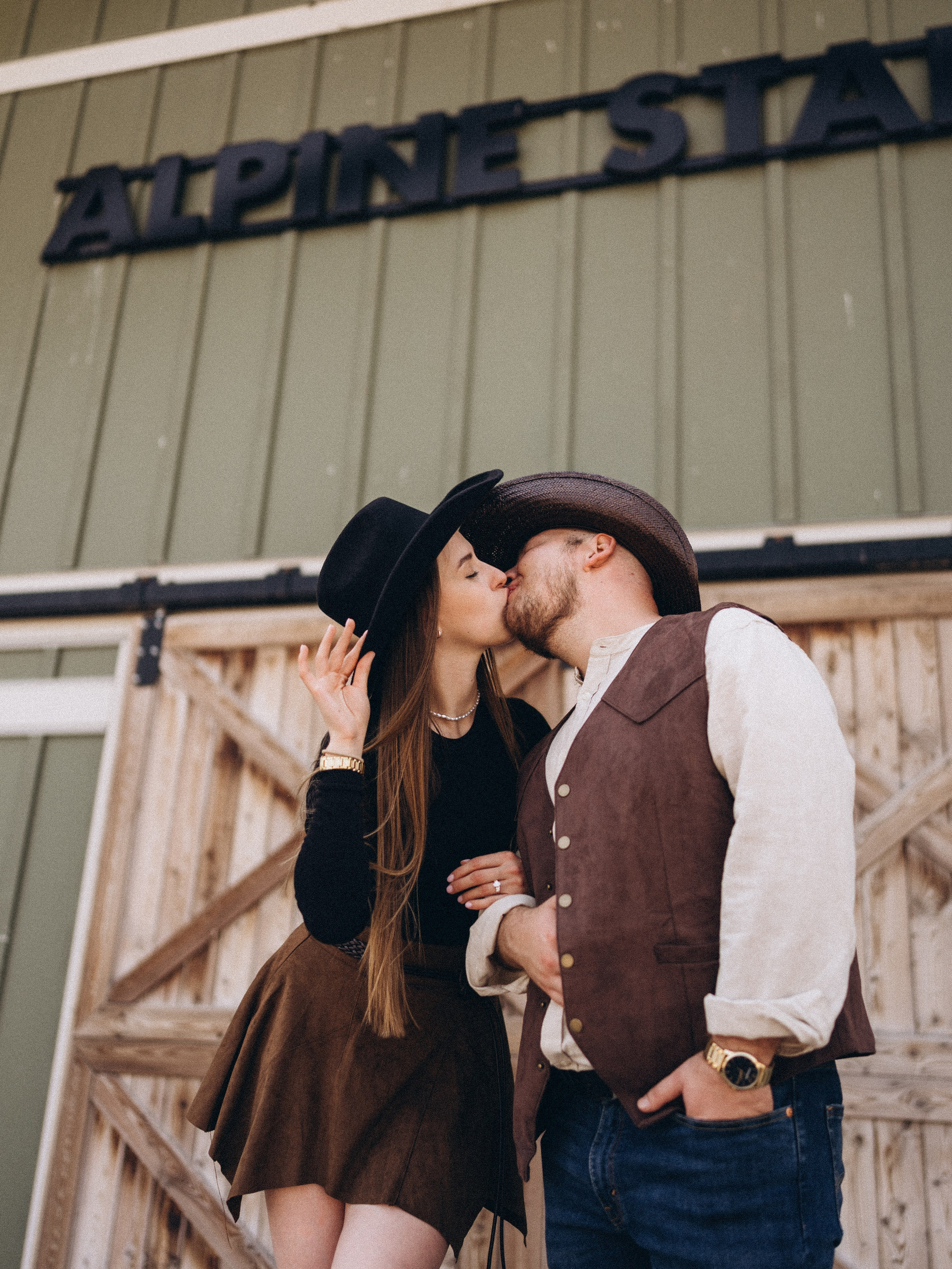 Oleksii & Ulyana. Calgary Wedding & Lifestyle Photographer — Yevhen Polishchuk
