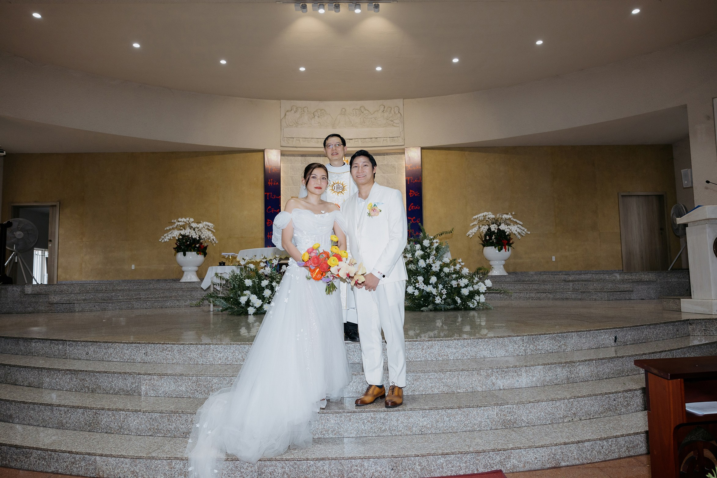 Church Wedding / Nica & Xavier. Nhiếp ảnh gia đám cưới hàng đầu tại Thành Phố Hồ Chí Minh
