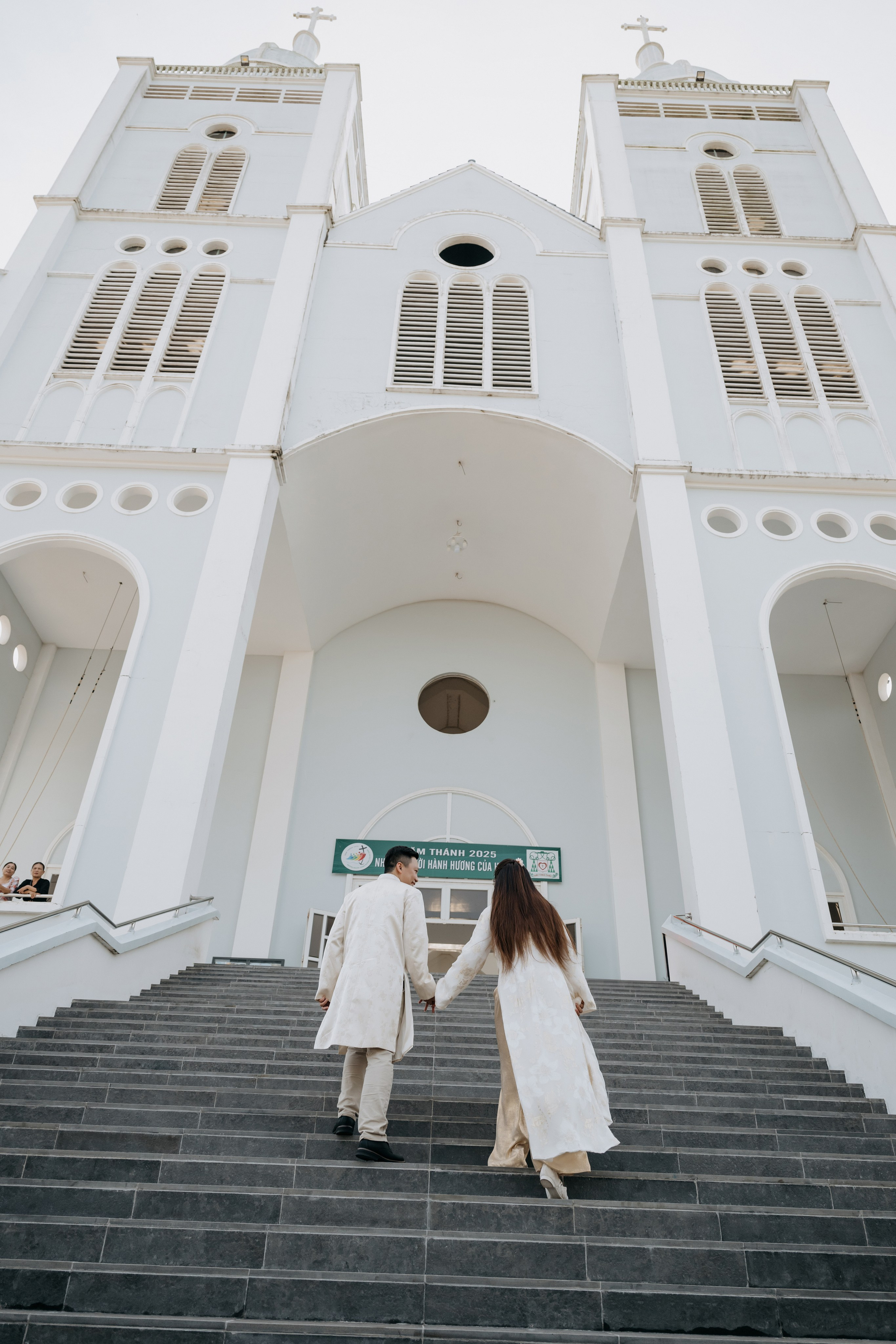 Church Wedding / TRANG & TUONG. Saigon Wedding Present | Art Beyond Moments