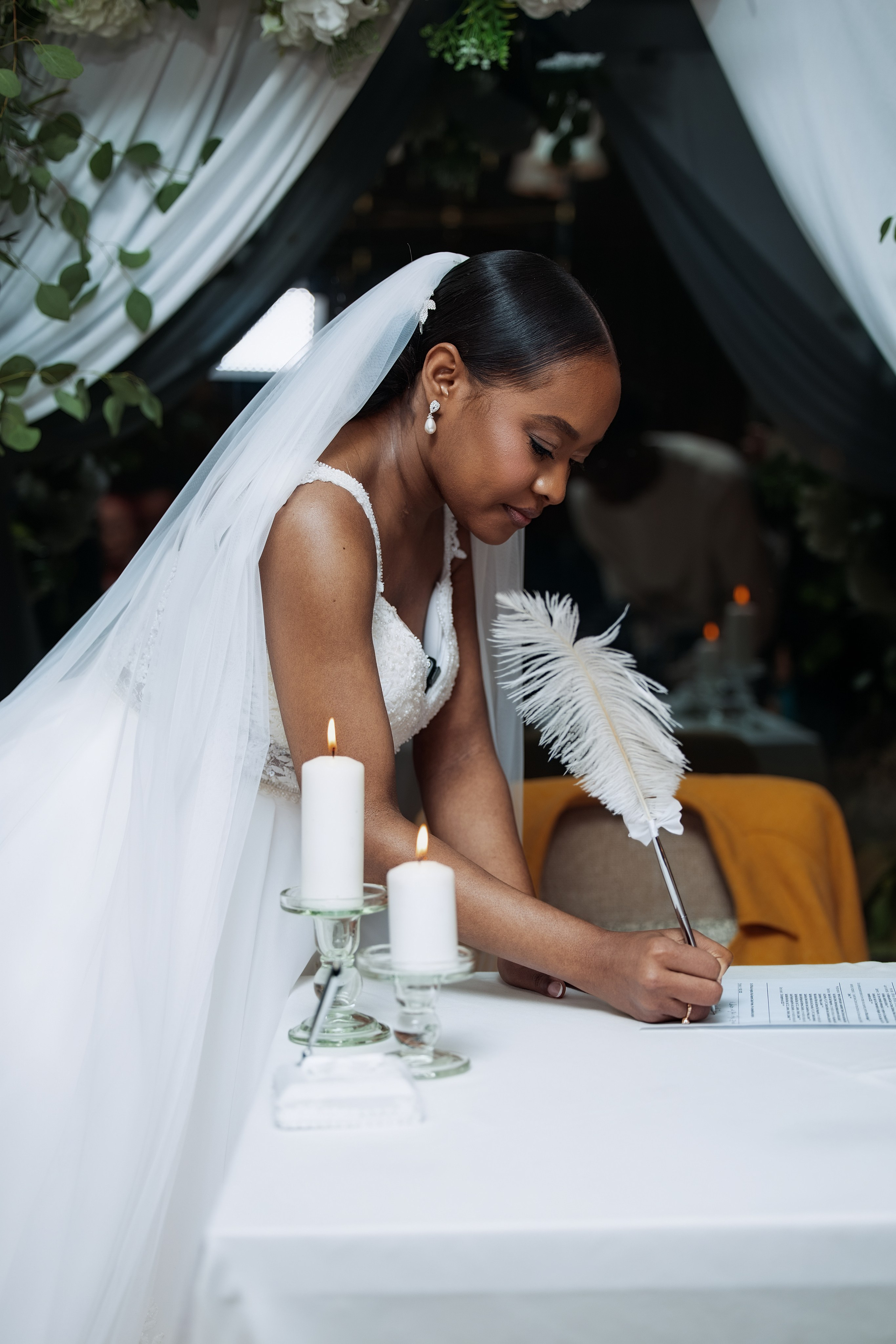 Nawik e Ethson. Fazemos o seu casamento ser lembrado por gerações