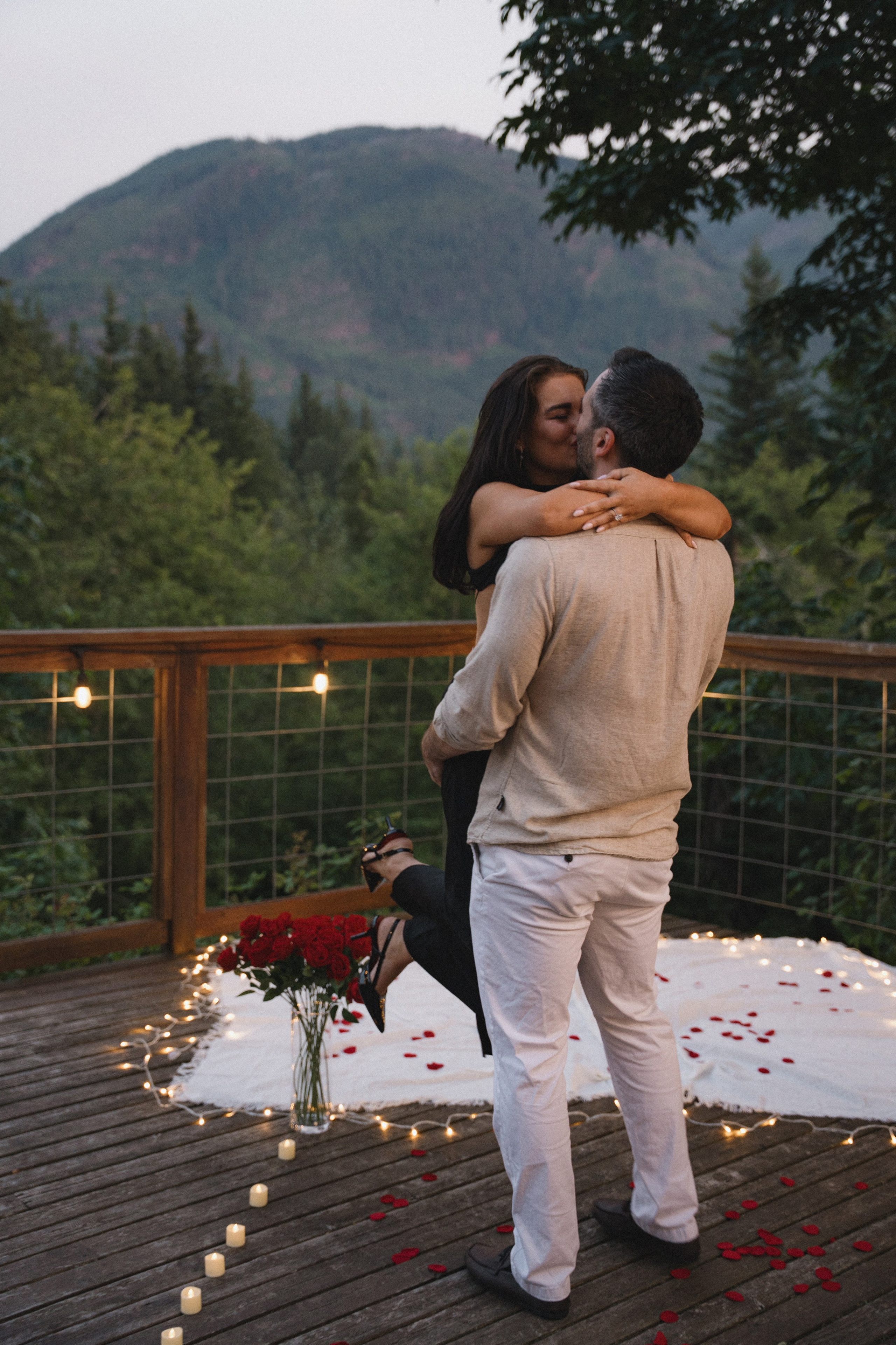 Blaine and Anya proposal. Photographer in Washington Sophia D