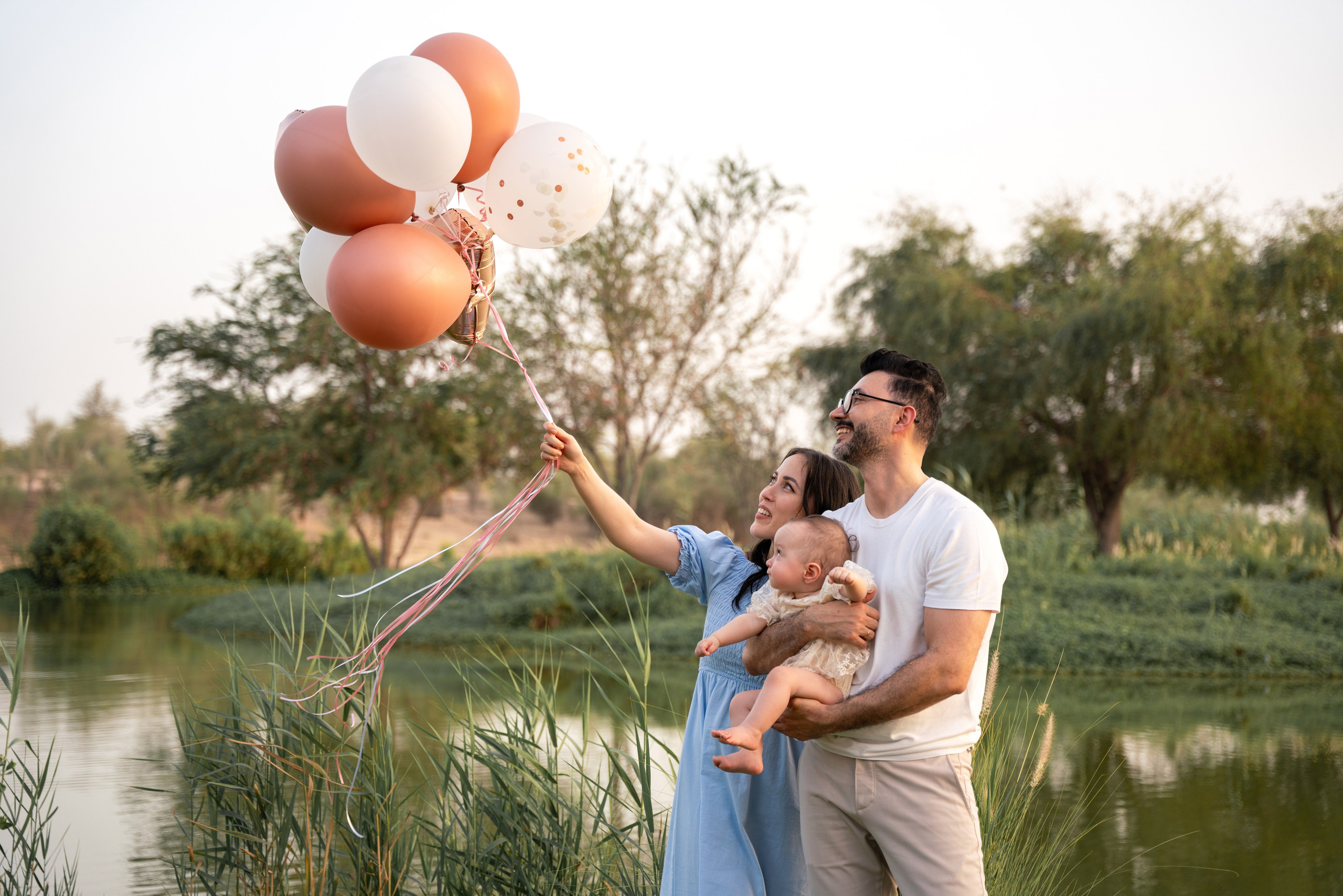 Lake oh happiness. Angela Iakovleva — Family Photographer in Dubai